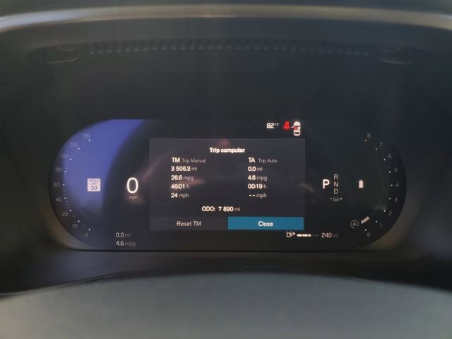 2026 Volvo XC40 Plus