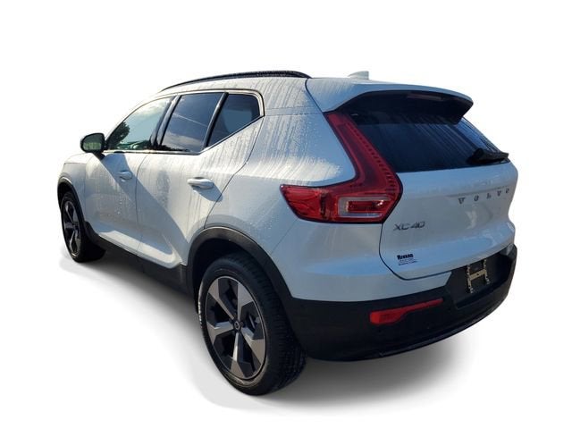 2026 Volvo XC40 Plus