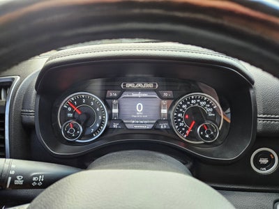 2019 RAM 1500 Laramie Crew Cab 4x2 5'7" Box