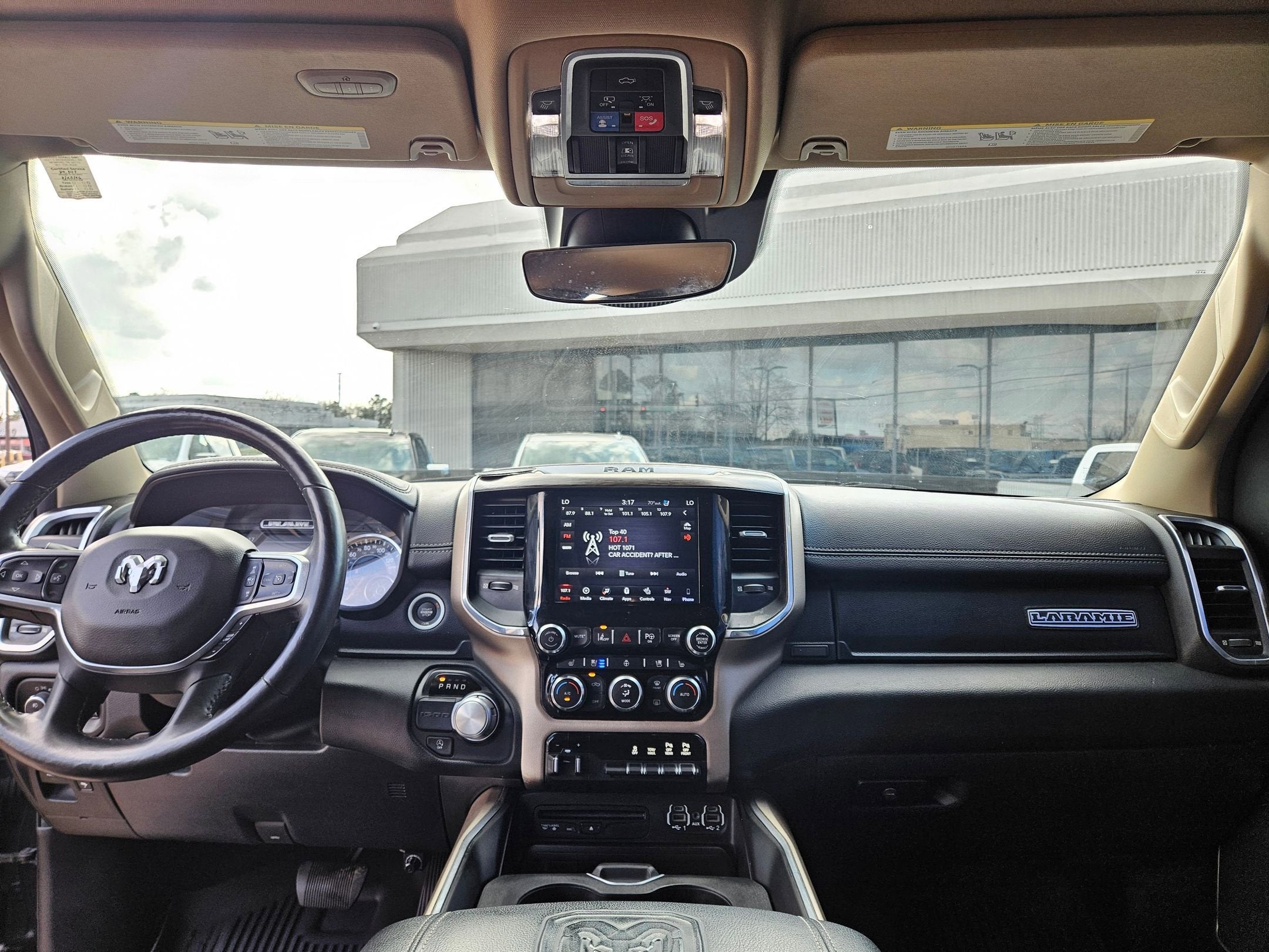 2019 RAM 1500 Laramie Crew Cab 4x2 5'7" Box