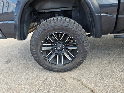 2019 RAM 1500 Laramie Crew Cab 4x2 5'7" Box