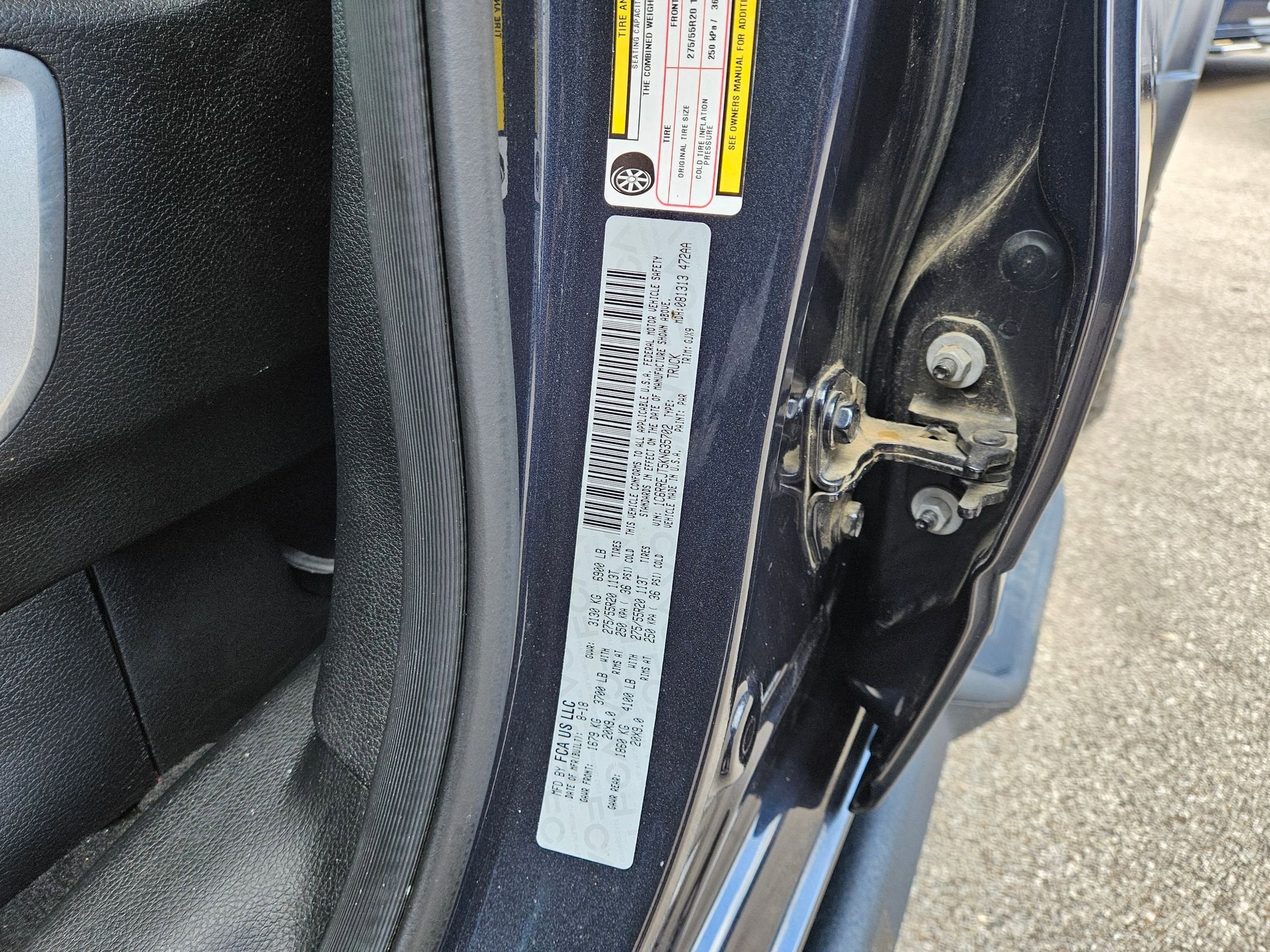 2019 RAM 1500 Laramie Crew Cab 4x2 5'7" Box