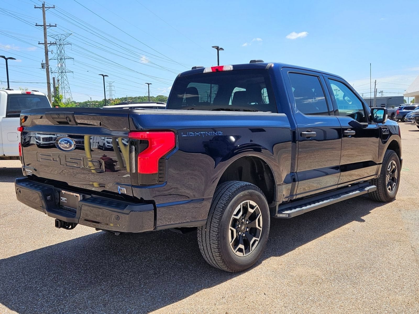 2023 Ford F-150 Lightning XLT