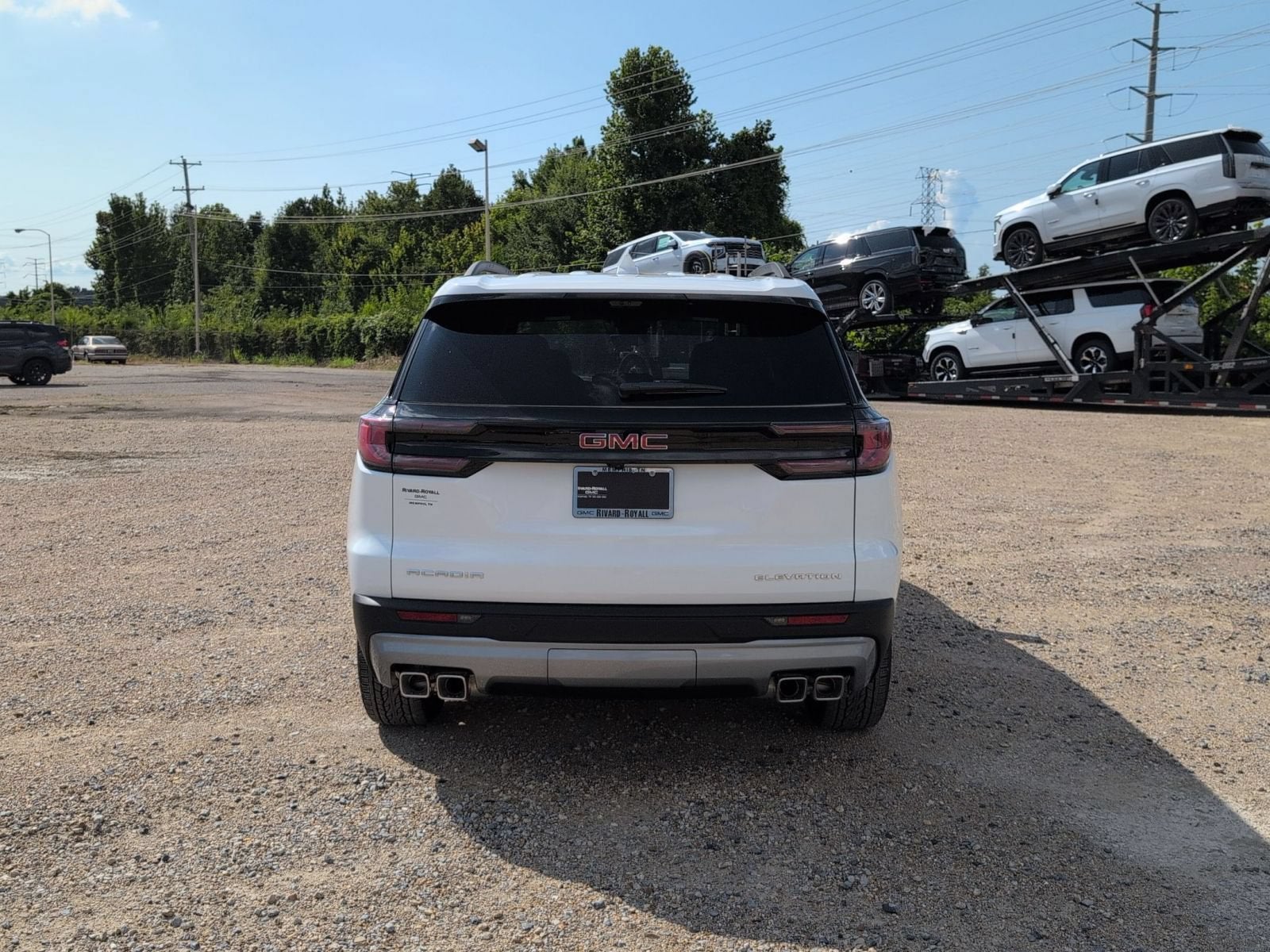 2026 GMC Acadia Elevation