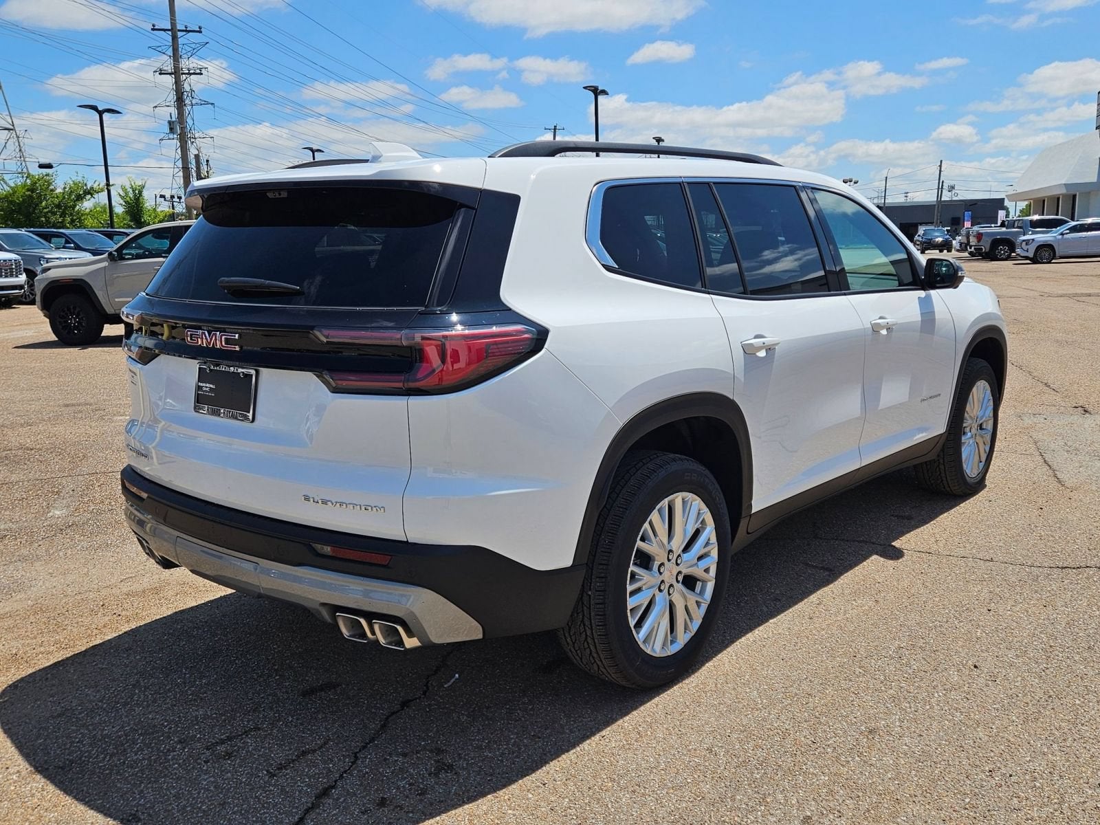 2026 GMC Acadia Elevation