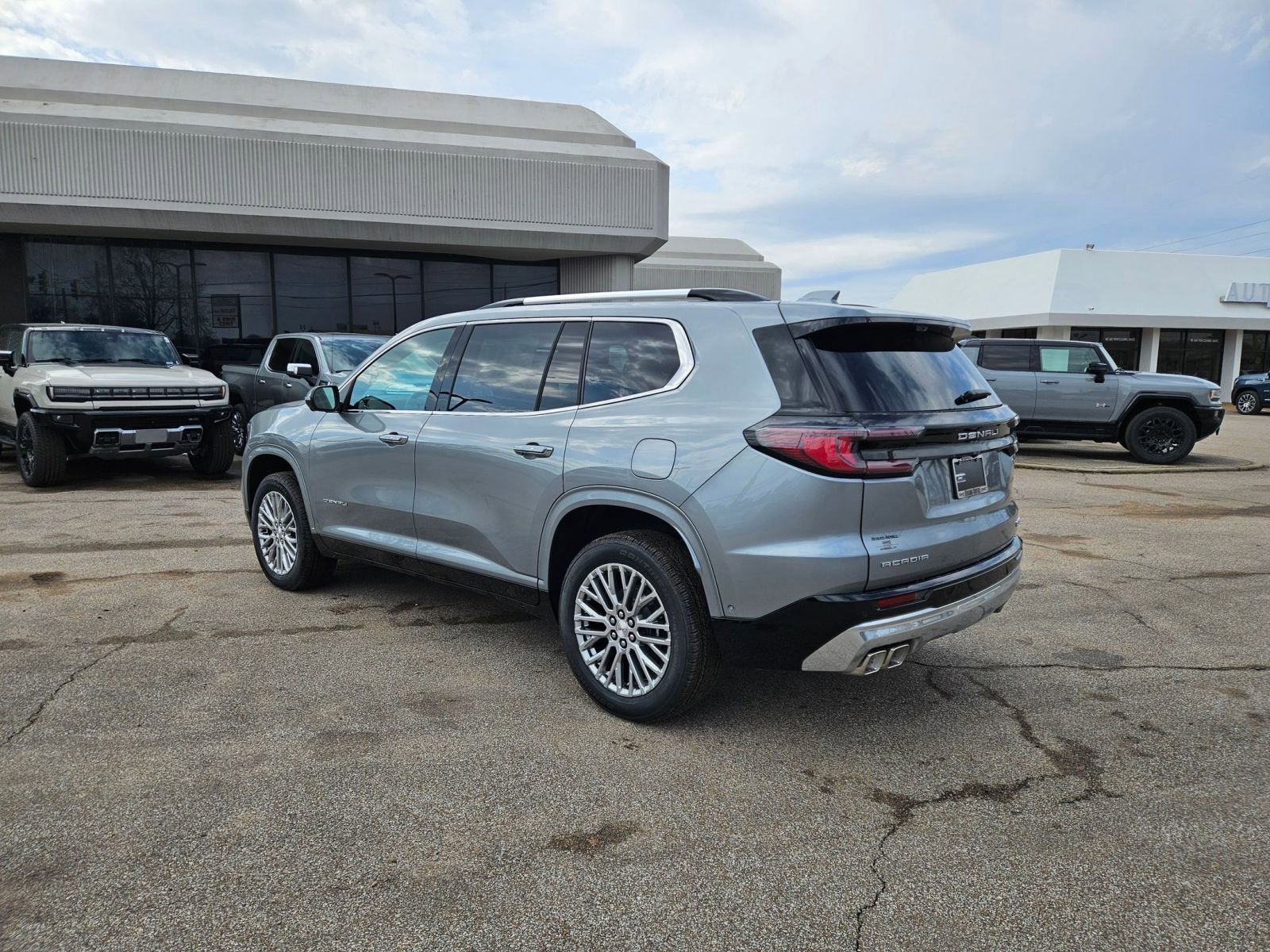 2026 GMC Acadia Denali