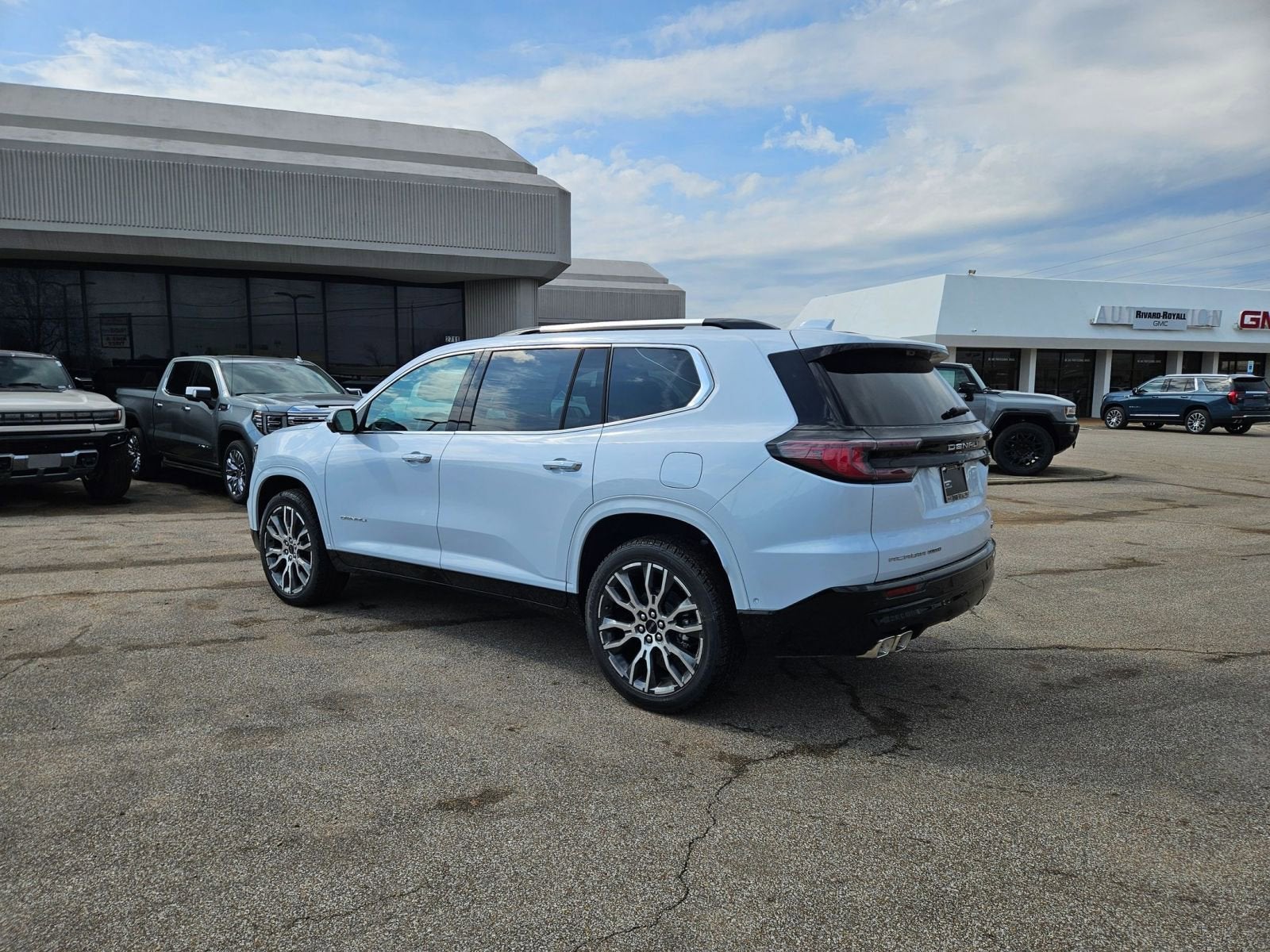 2026 GMC Acadia Denali Ultimate