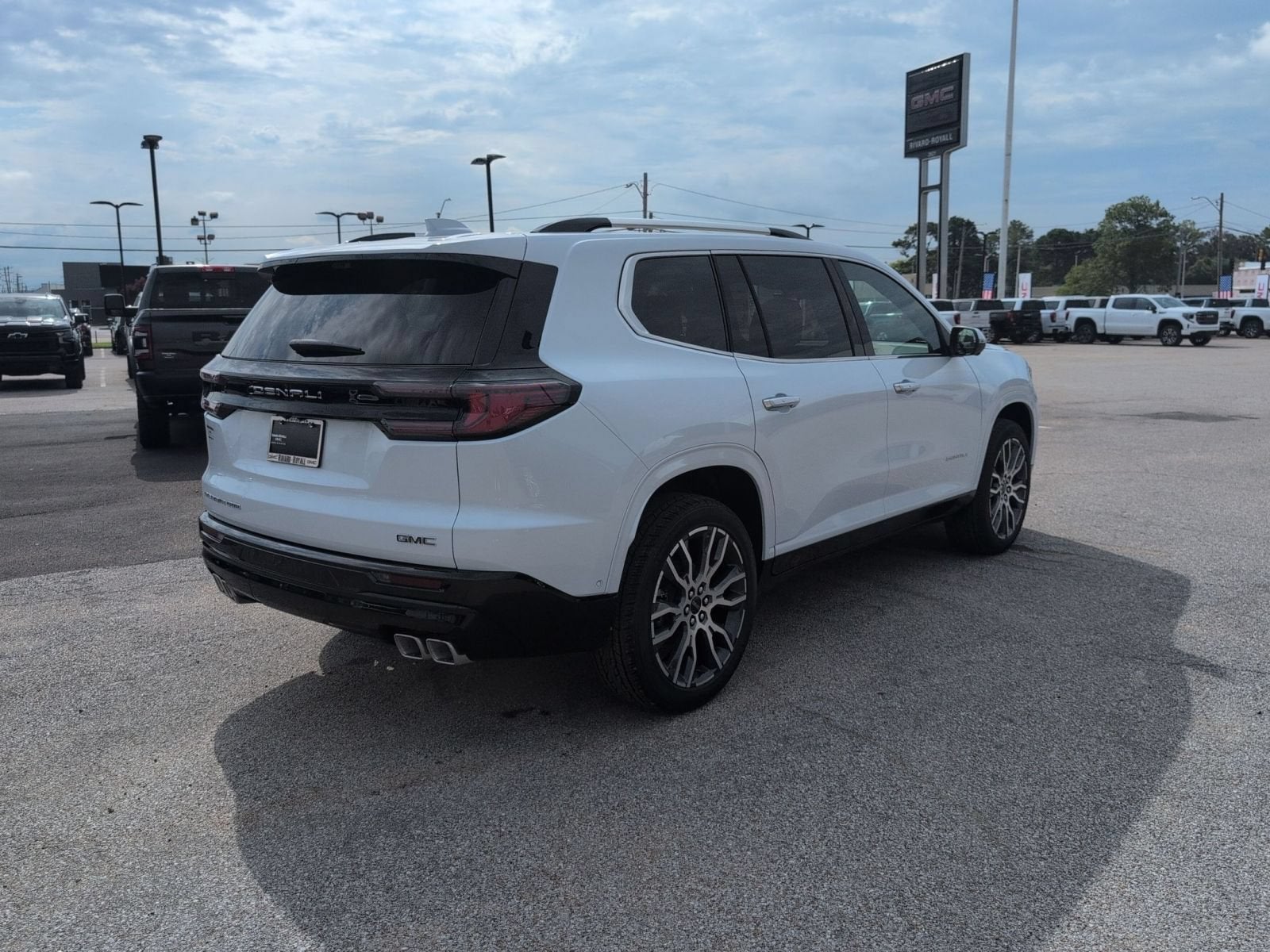 2026 GMC Acadia Denali Ultimate