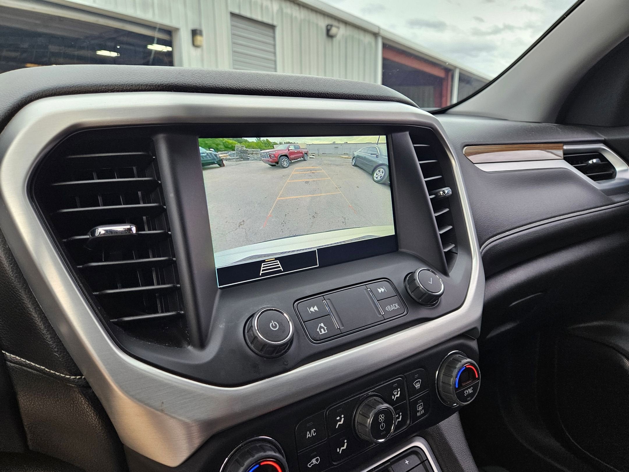2021 GMC Acadia SLE