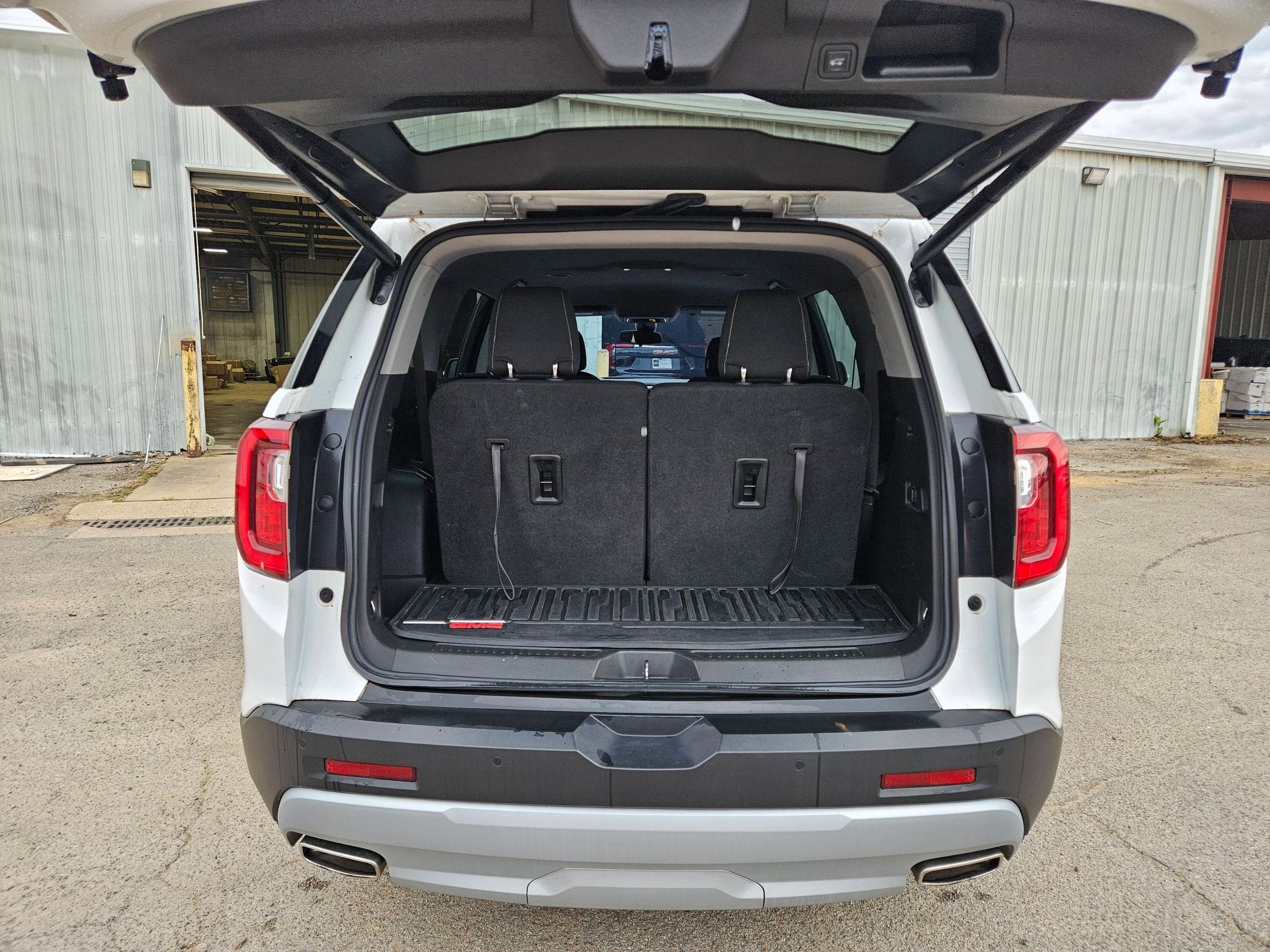 2021 GMC Acadia SLE