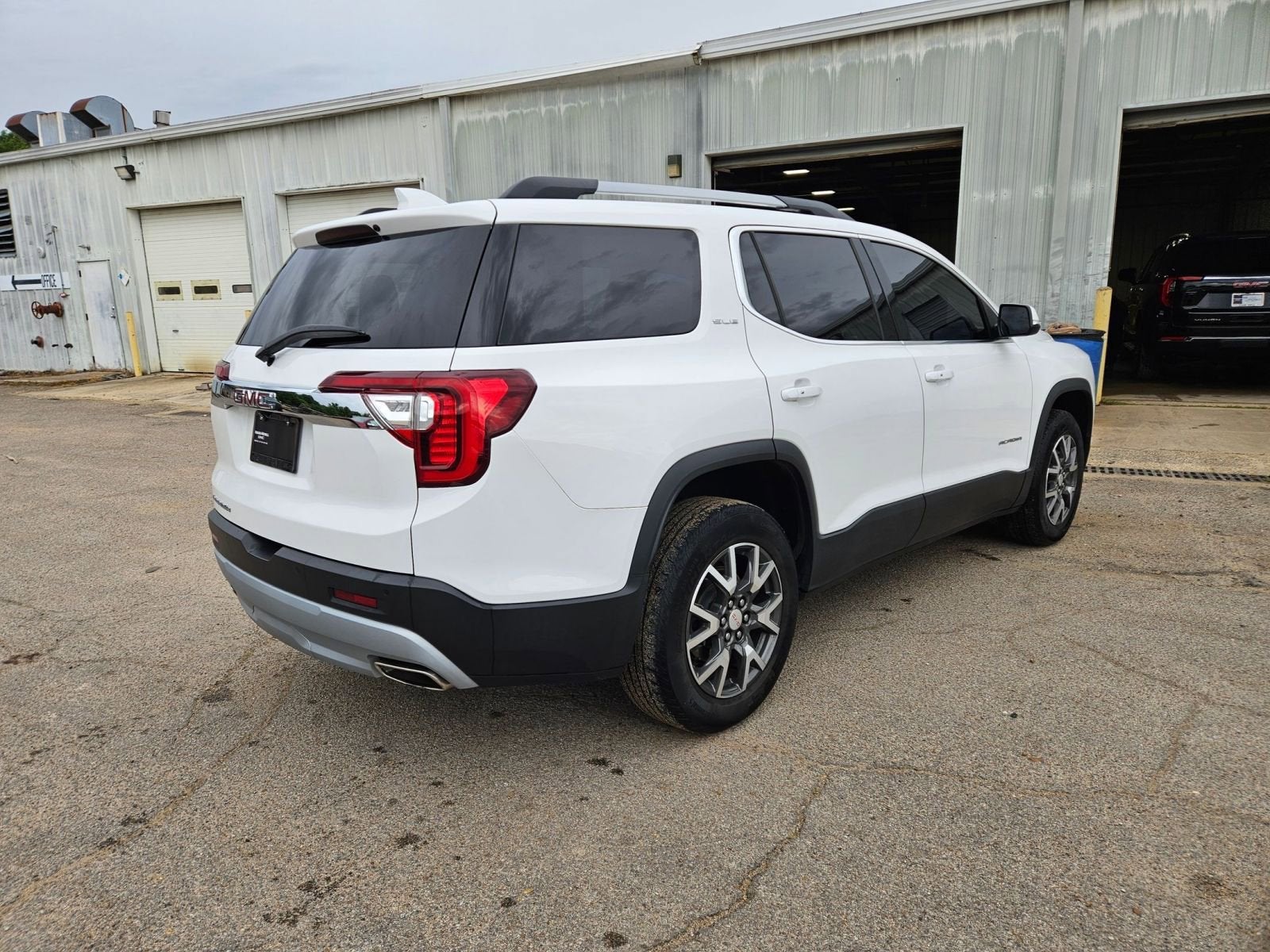 2021 GMC Acadia SLE