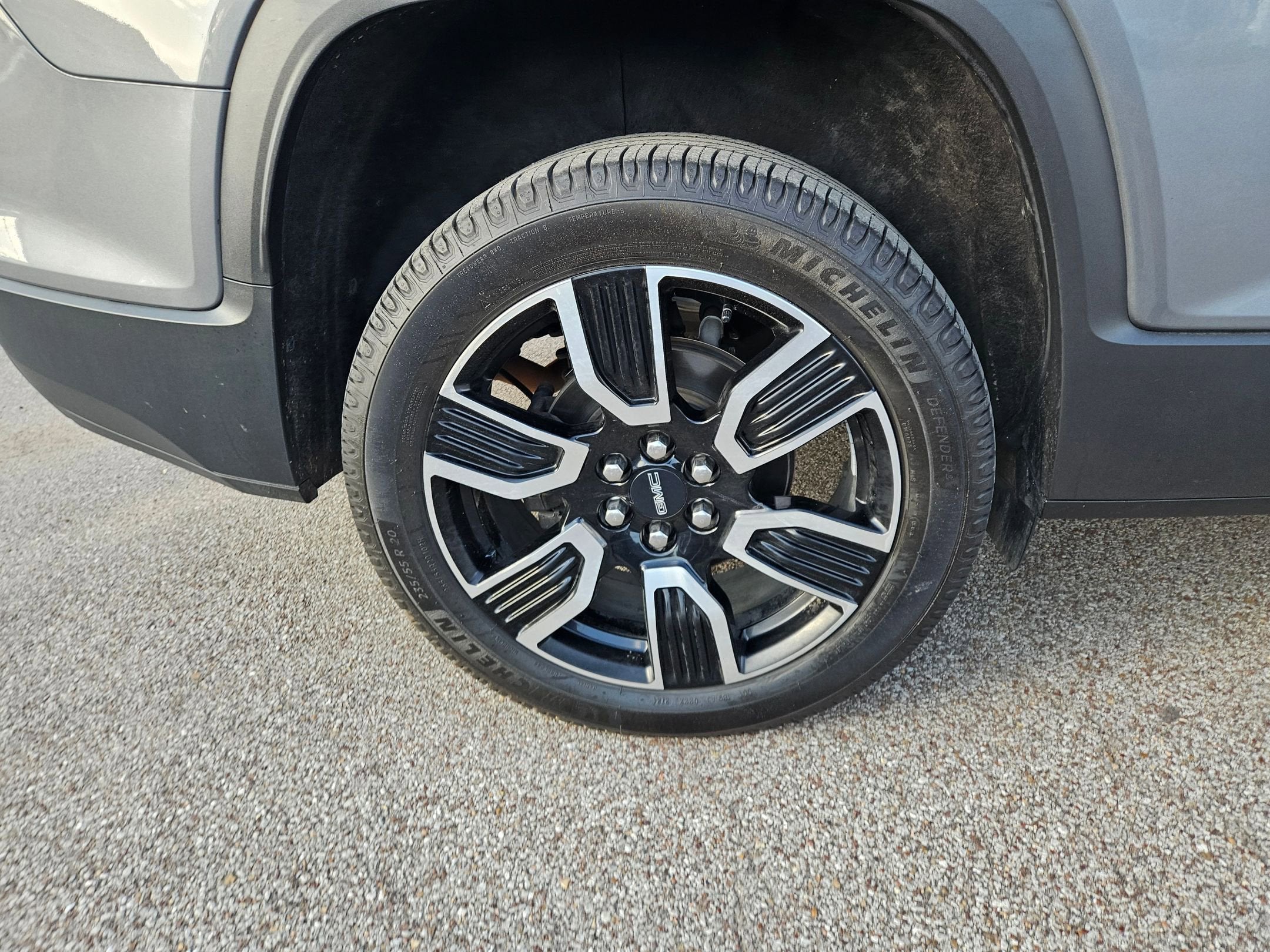 2021 GMC Acadia SLT
