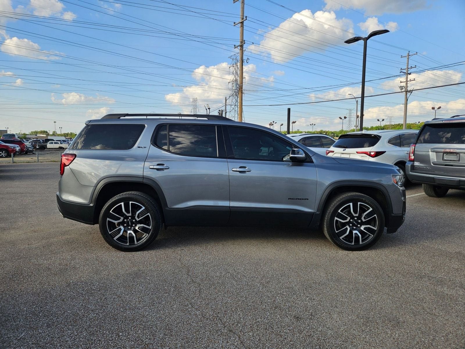 2021 GMC Acadia SLT