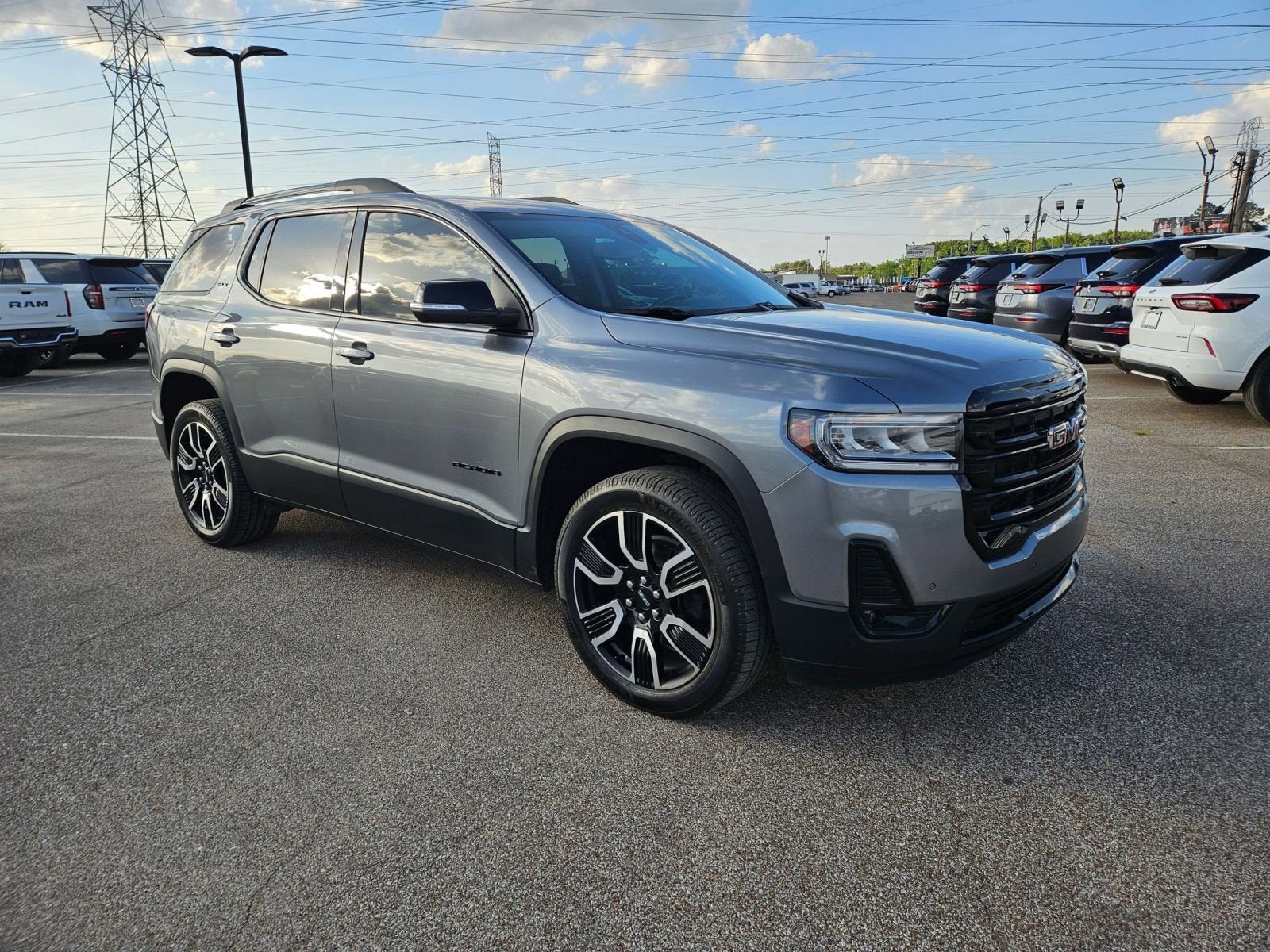2021 GMC Acadia SLT