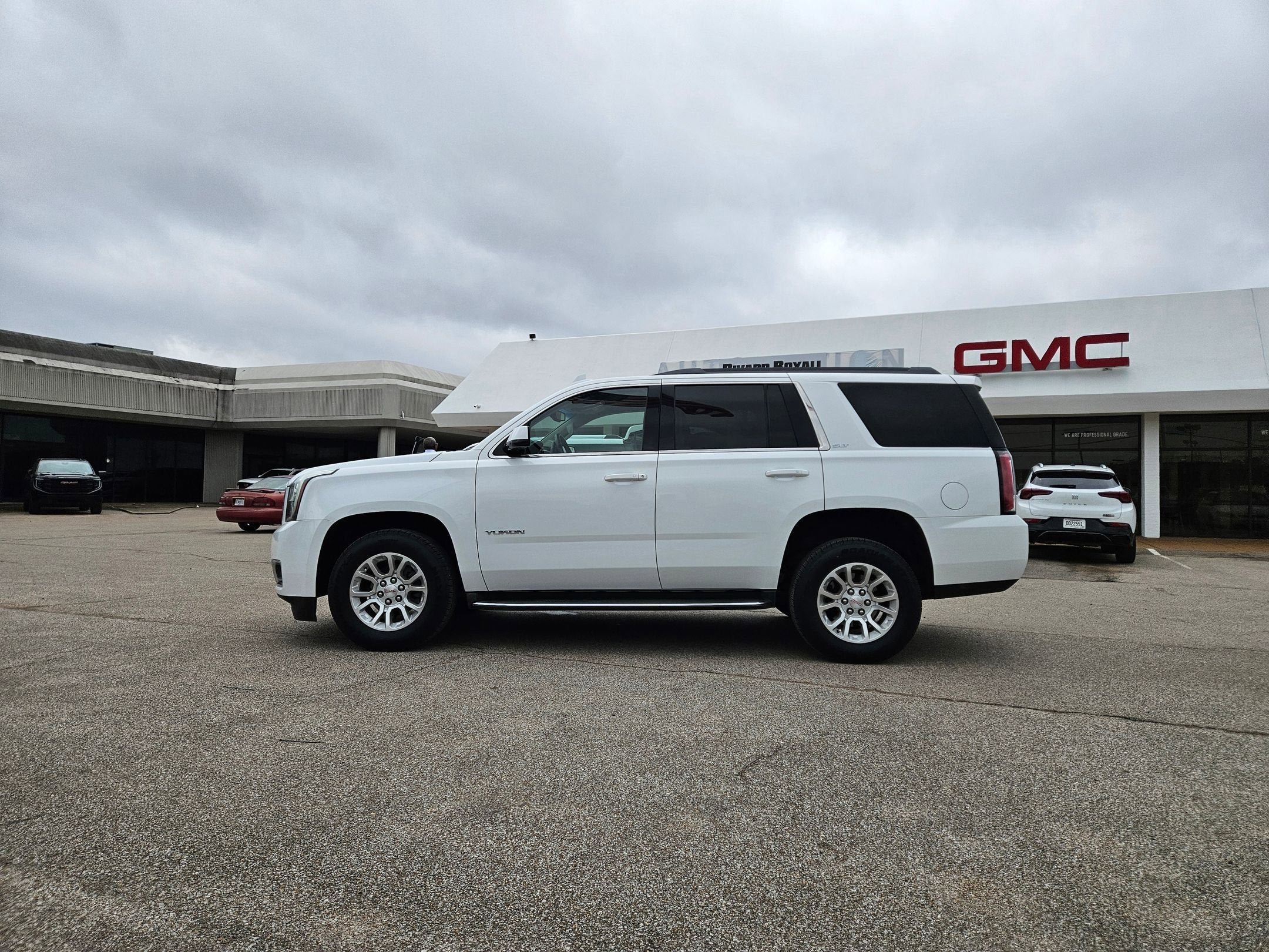 2017 GMC Yukon SLT