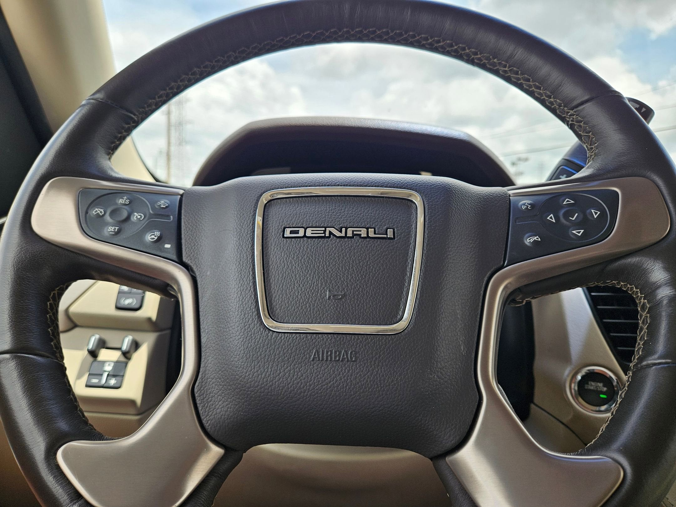 2016 GMC Yukon Denali