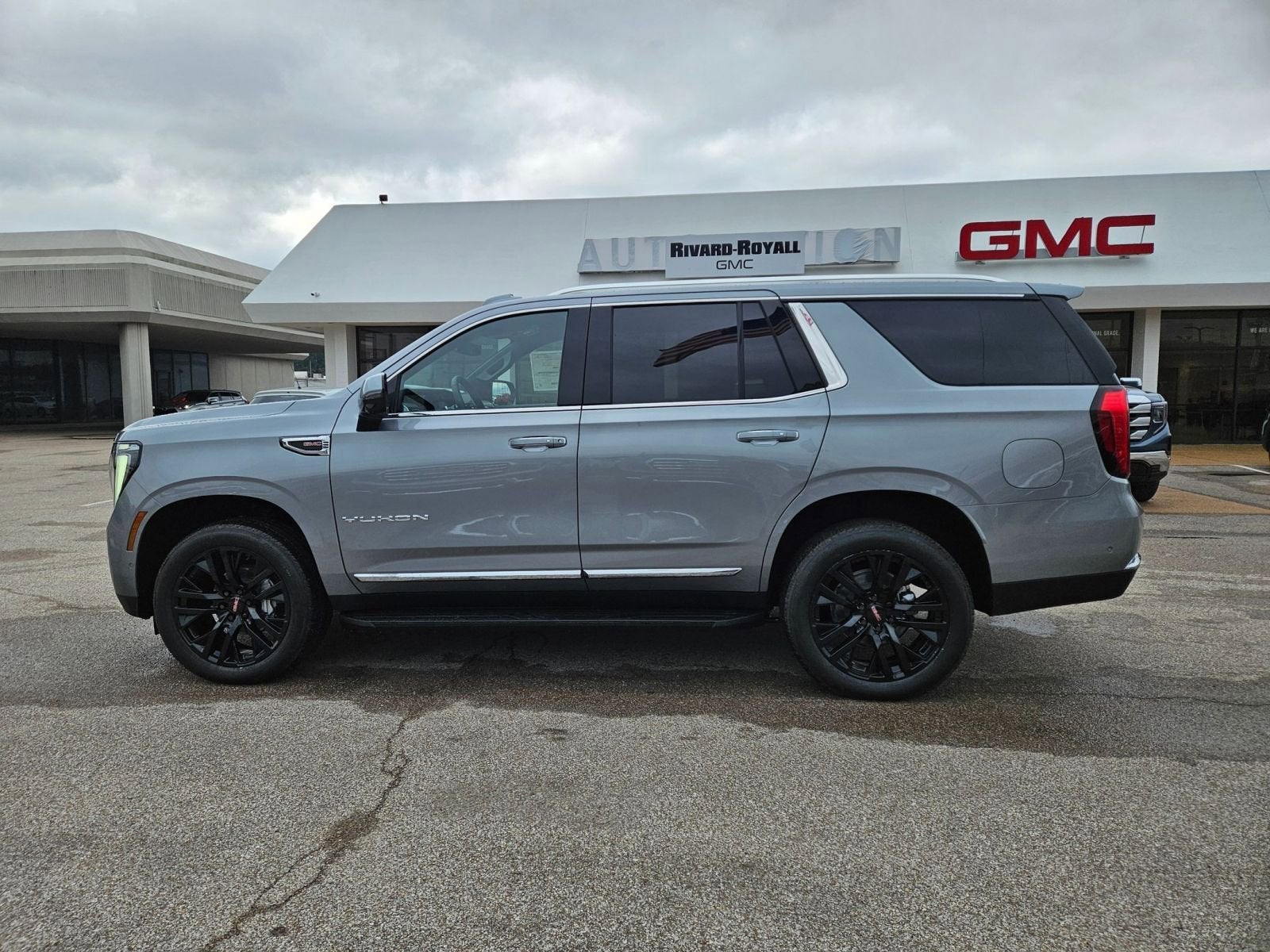 2026 GMC Yukon Elevation