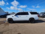 2022 GMC Yukon XL SLE