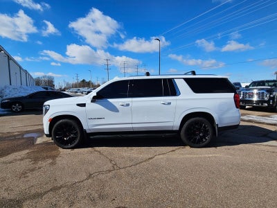 2022 GMC Yukon XL SLE
