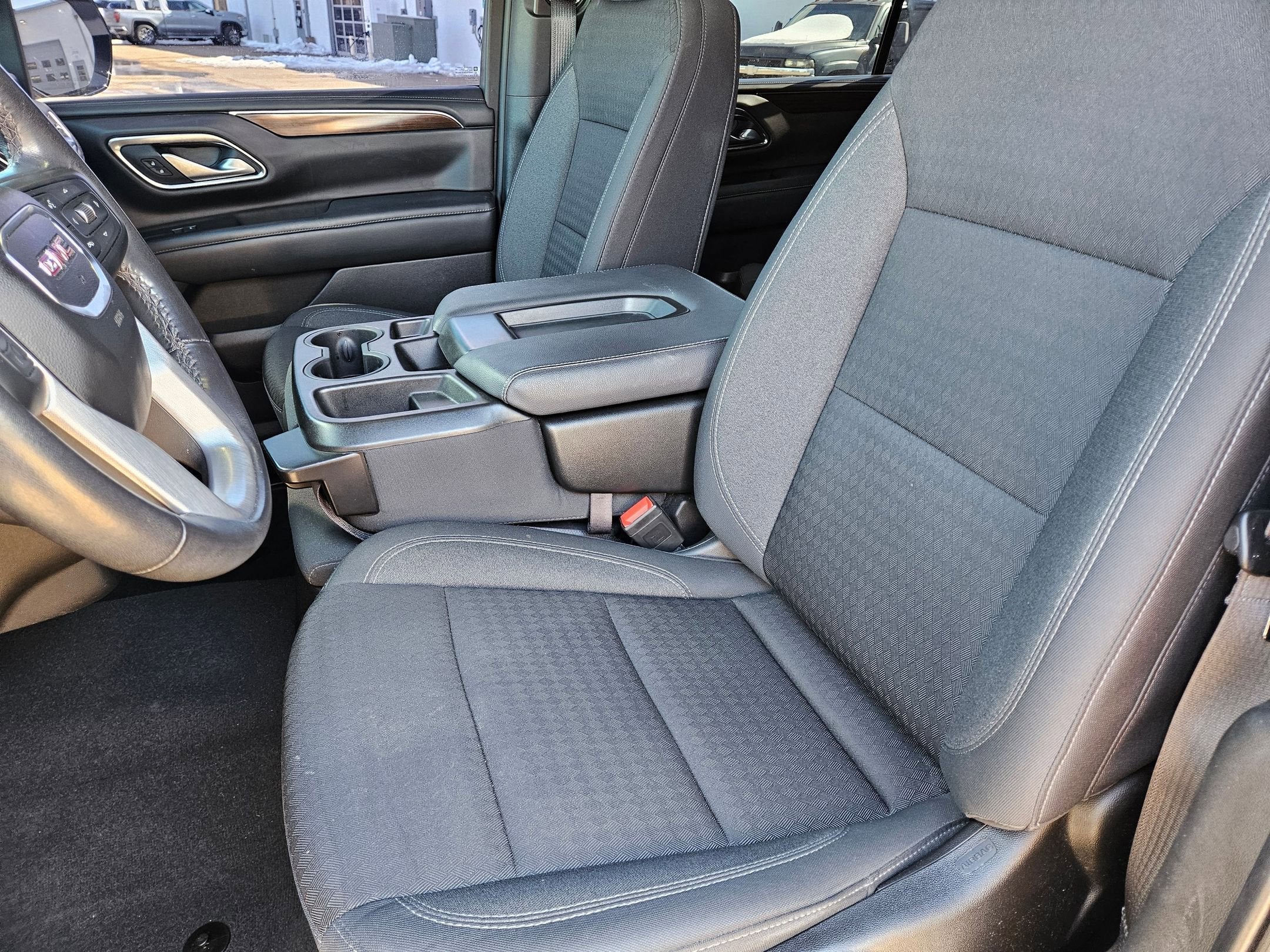 2022 GMC Yukon XL SLE