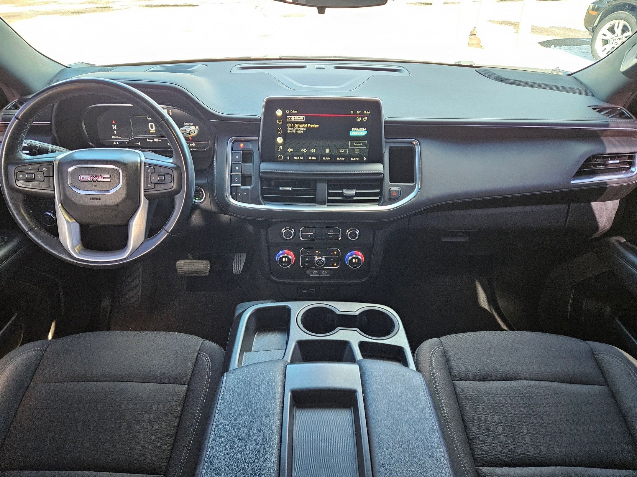 2022 GMC Yukon XL SLE