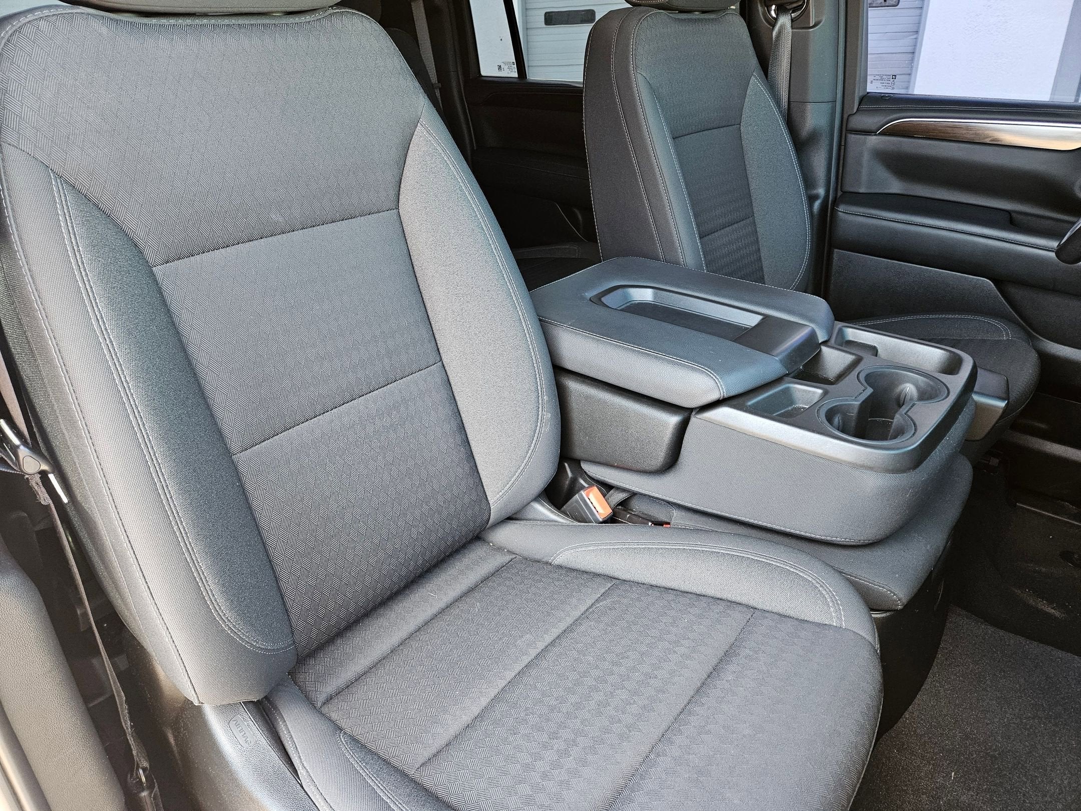 2022 GMC Yukon XL SLE