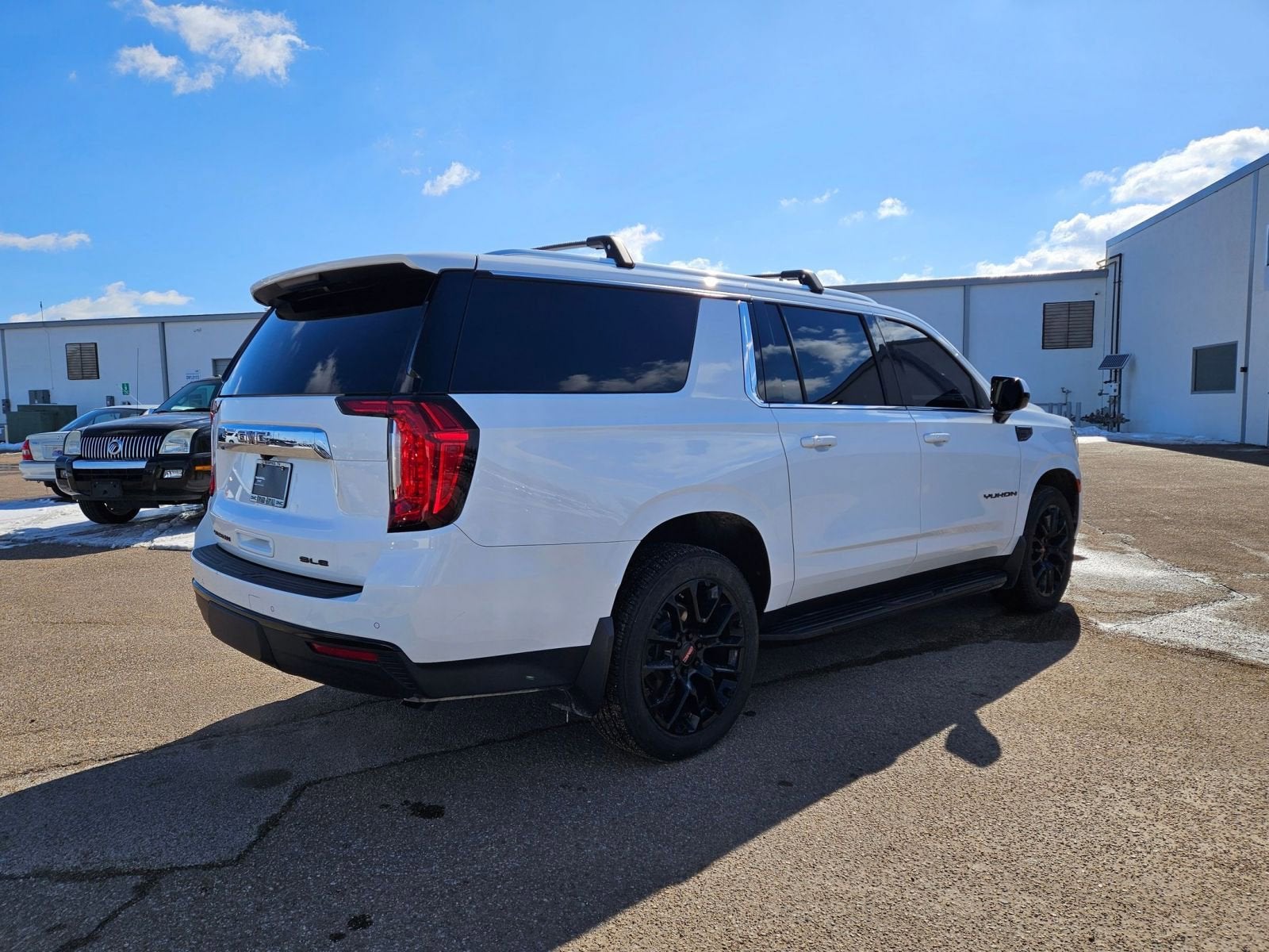 2022 GMC Yukon XL SLE