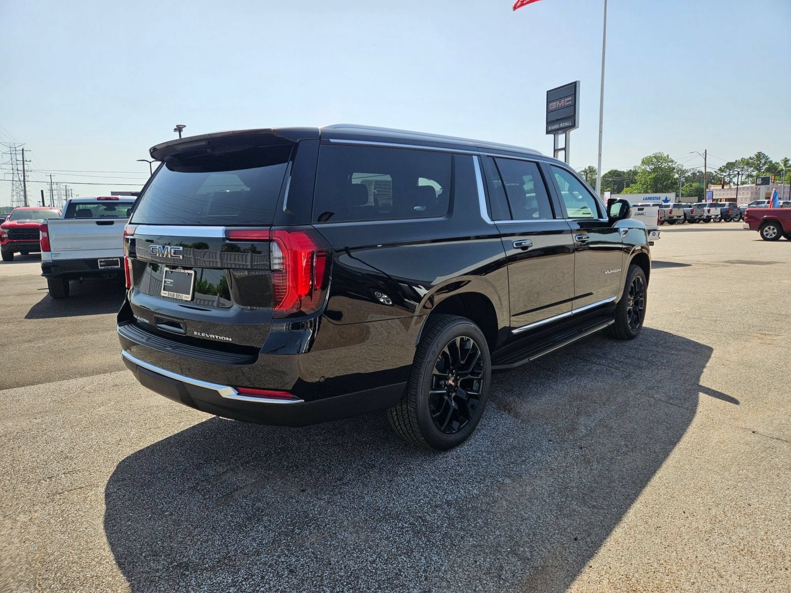 2026 GMC Yukon XL Elevation