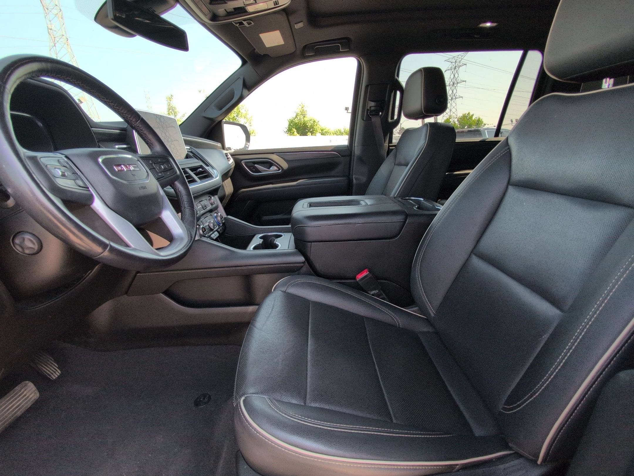 2022 GMC Yukon XL SLT
