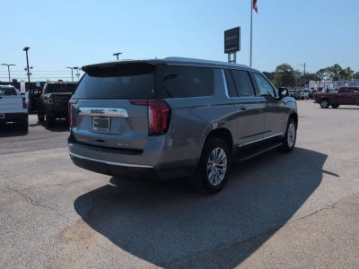 2022 GMC Yukon XL SLT