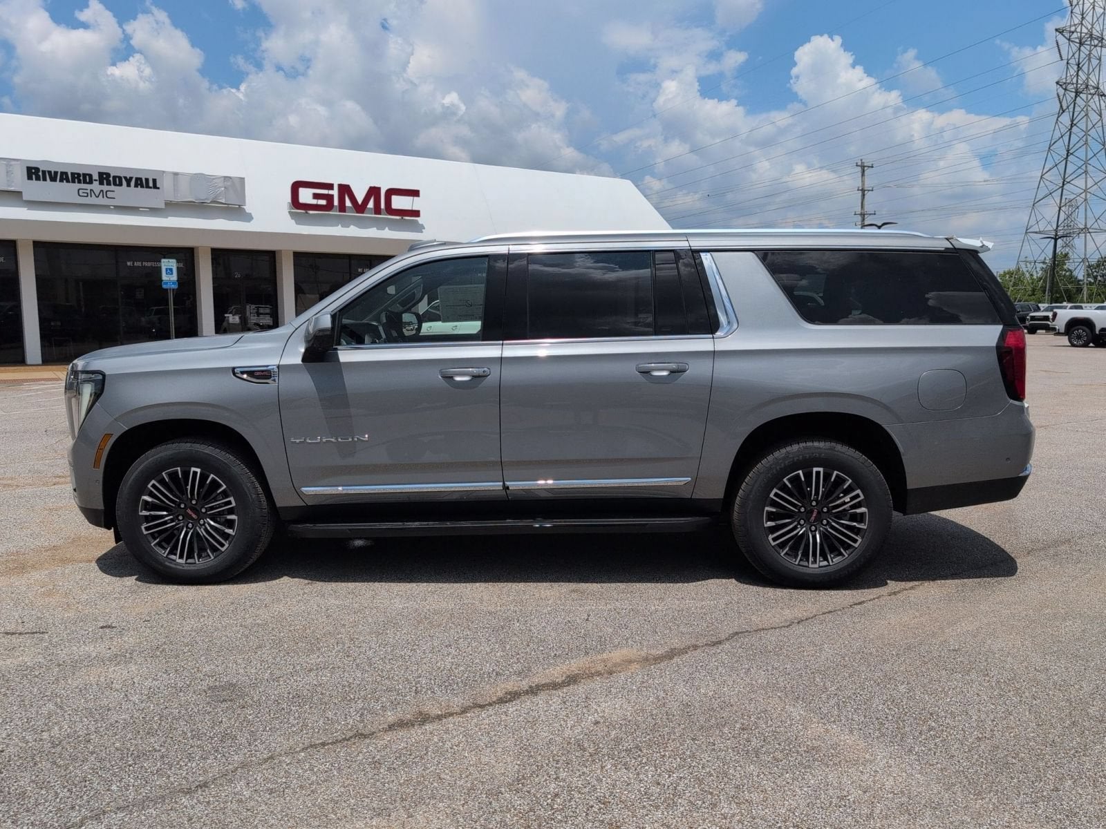 2026 GMC Yukon XL Elevation