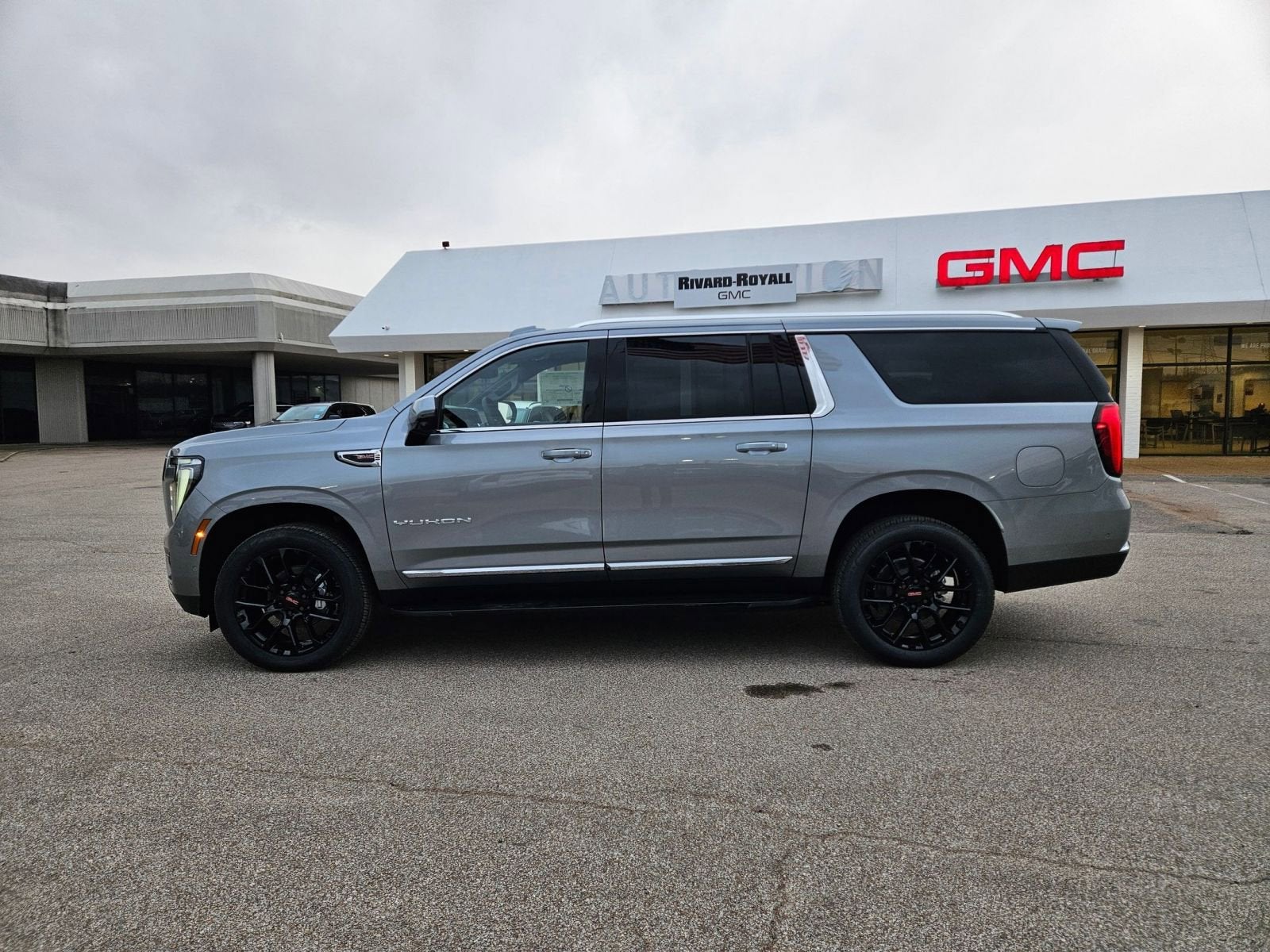 2026 GMC Yukon XL Elevation