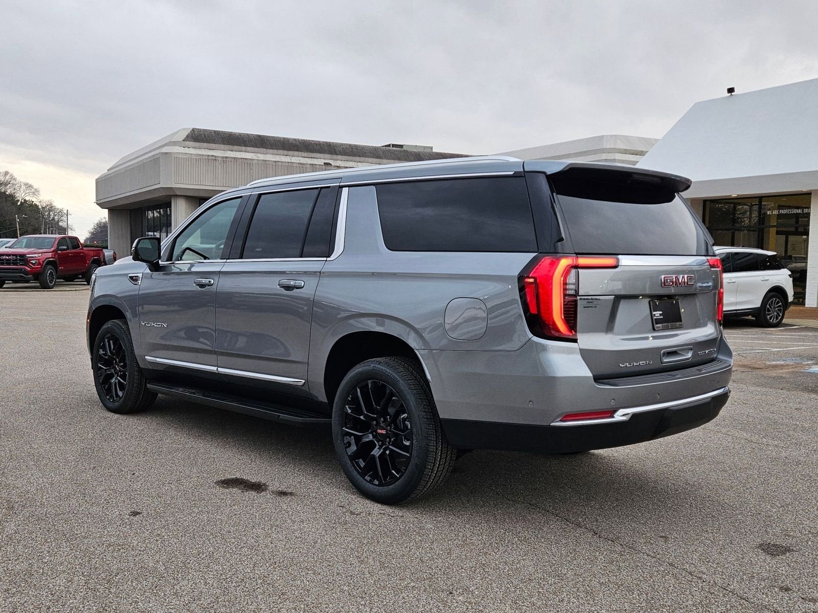 2026 GMC Yukon XL Elevation