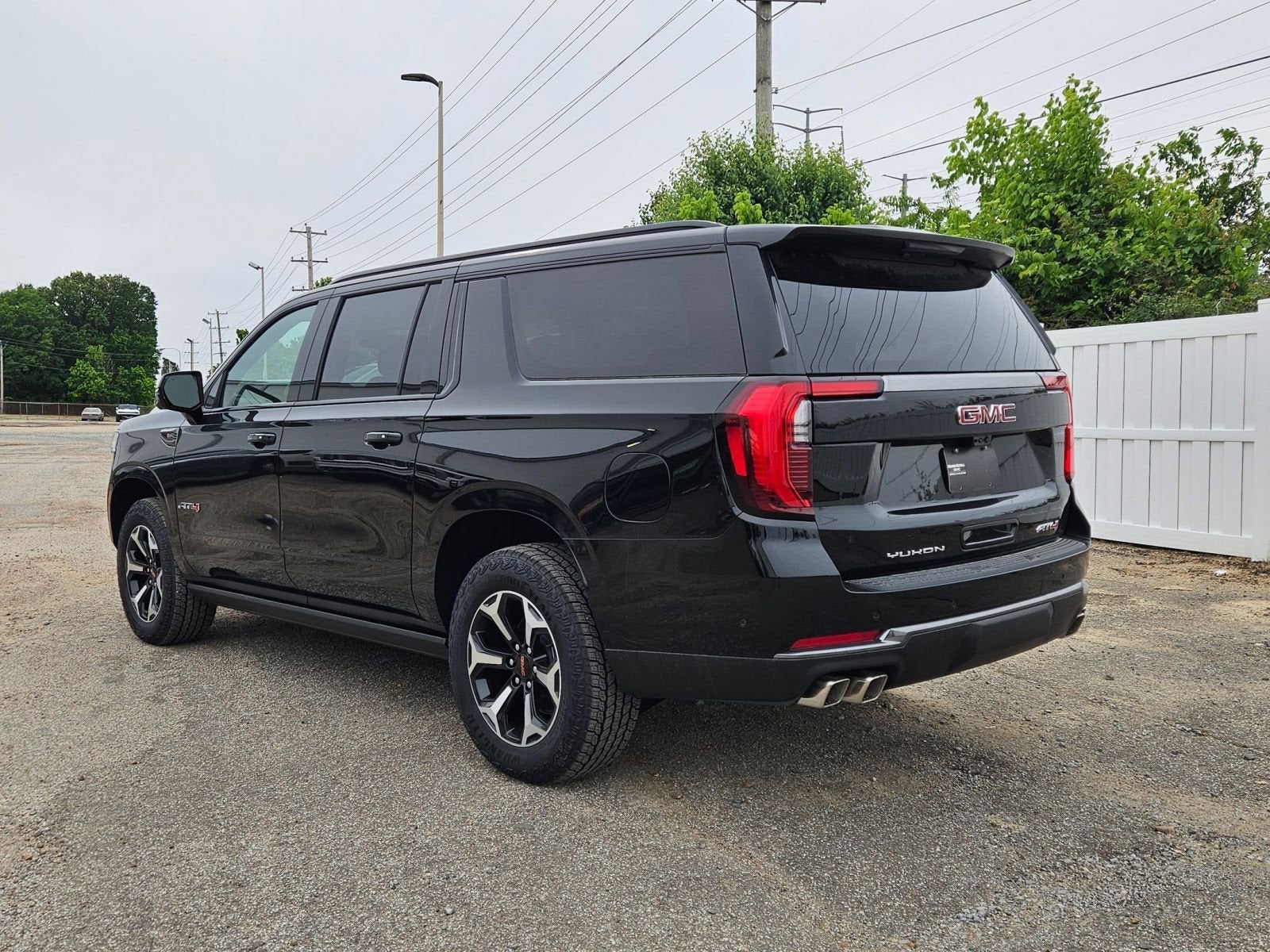 2026 GMC Yukon XL AT4