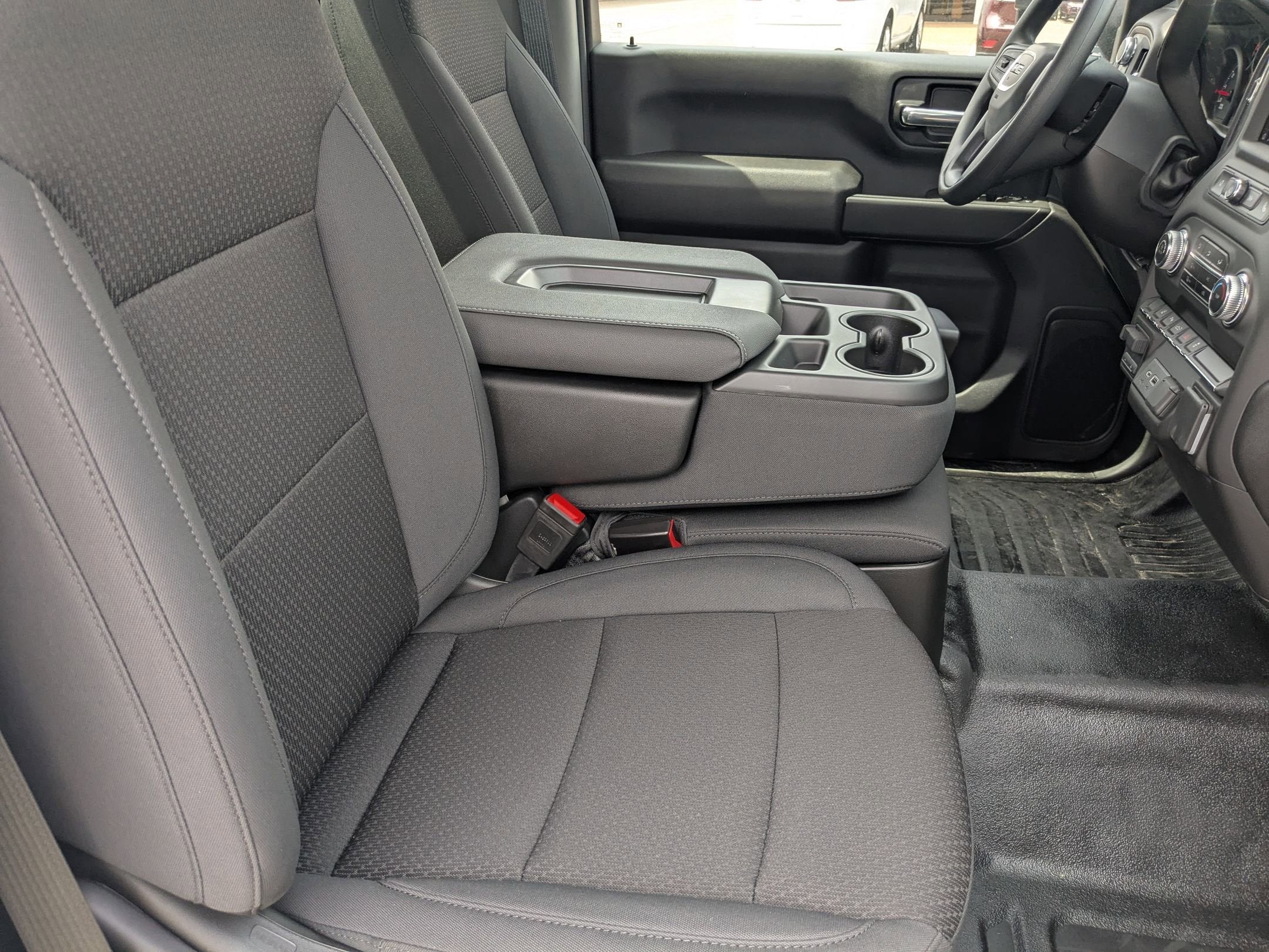 2025 GMC Sierra 2500 HD Pro