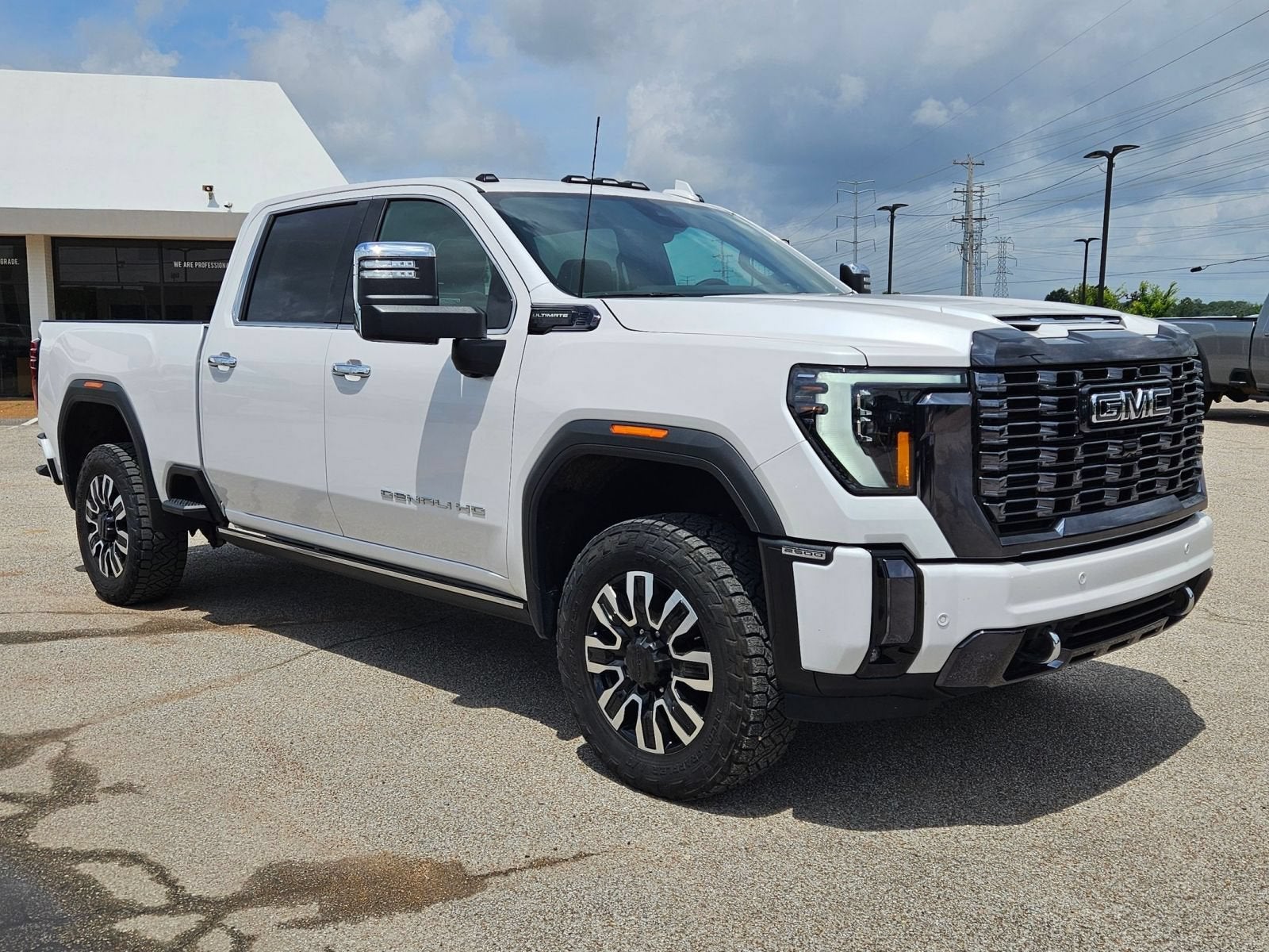 2024 GMC Sierra 2500 HD Denali Ultimate