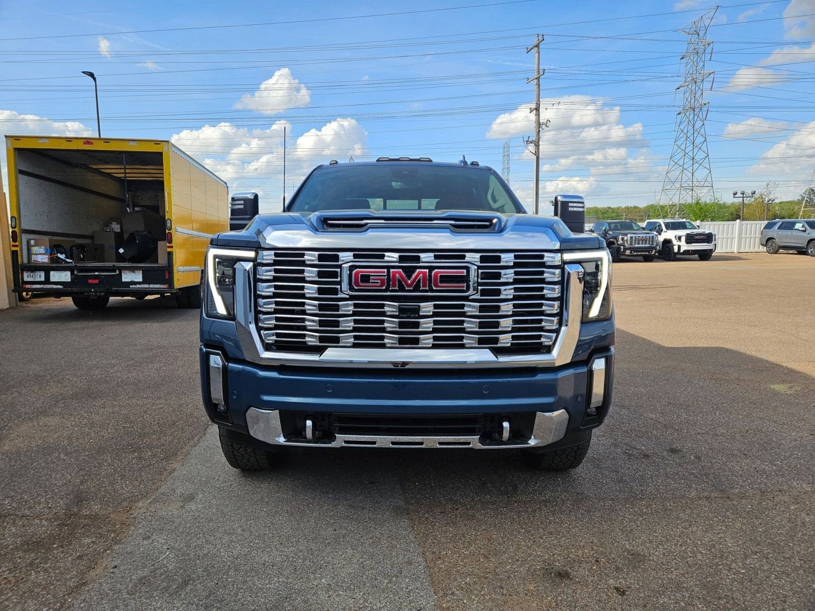 2026 GMC Sierra 2500 HD Denali