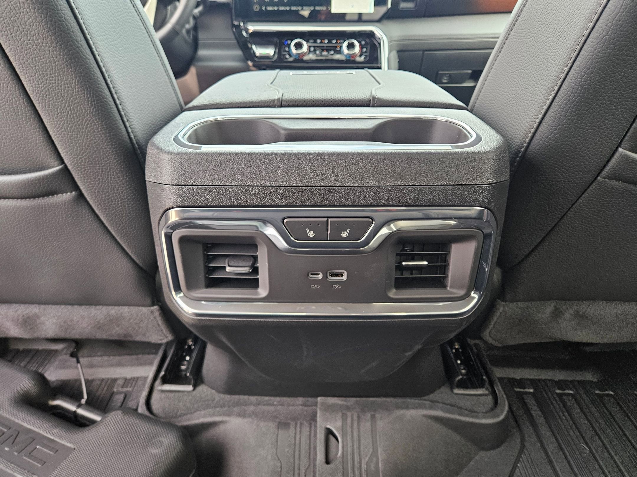 2026 GMC Sierra 3500 HD Denali DRW
