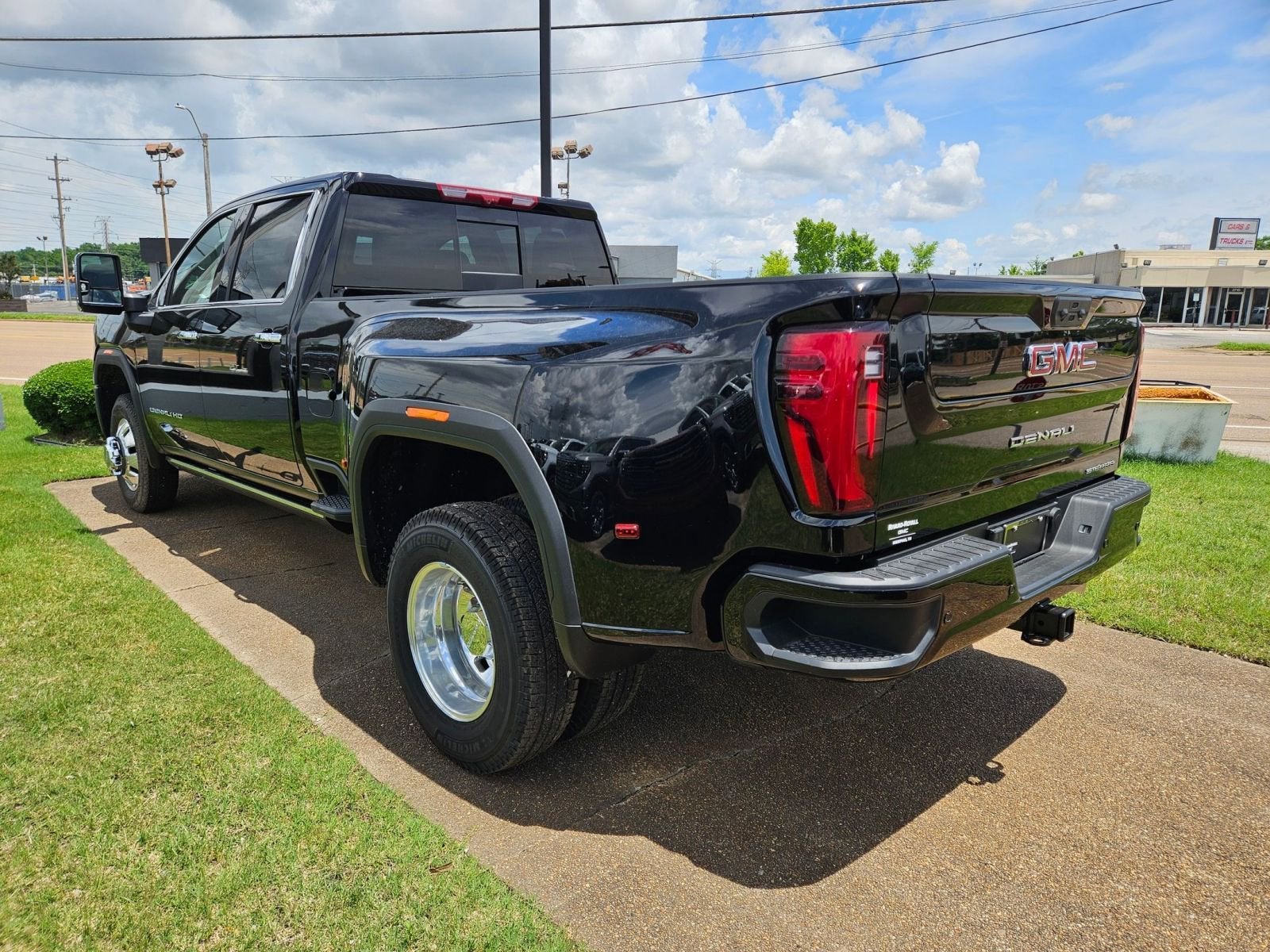 2026 GMC Sierra 3500 HD Denali DRW