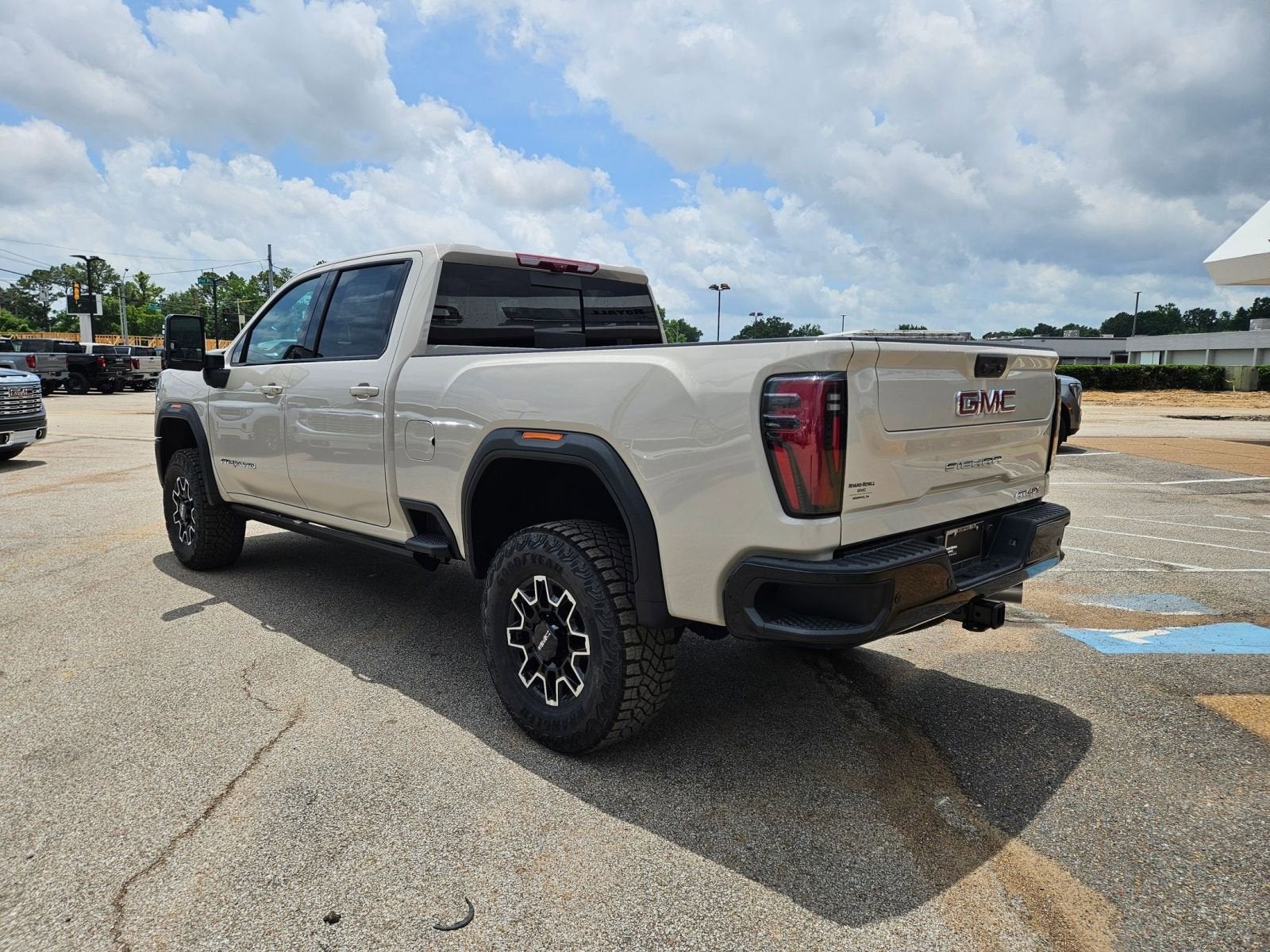 2026 GMC Sierra 2500 HD AT4X