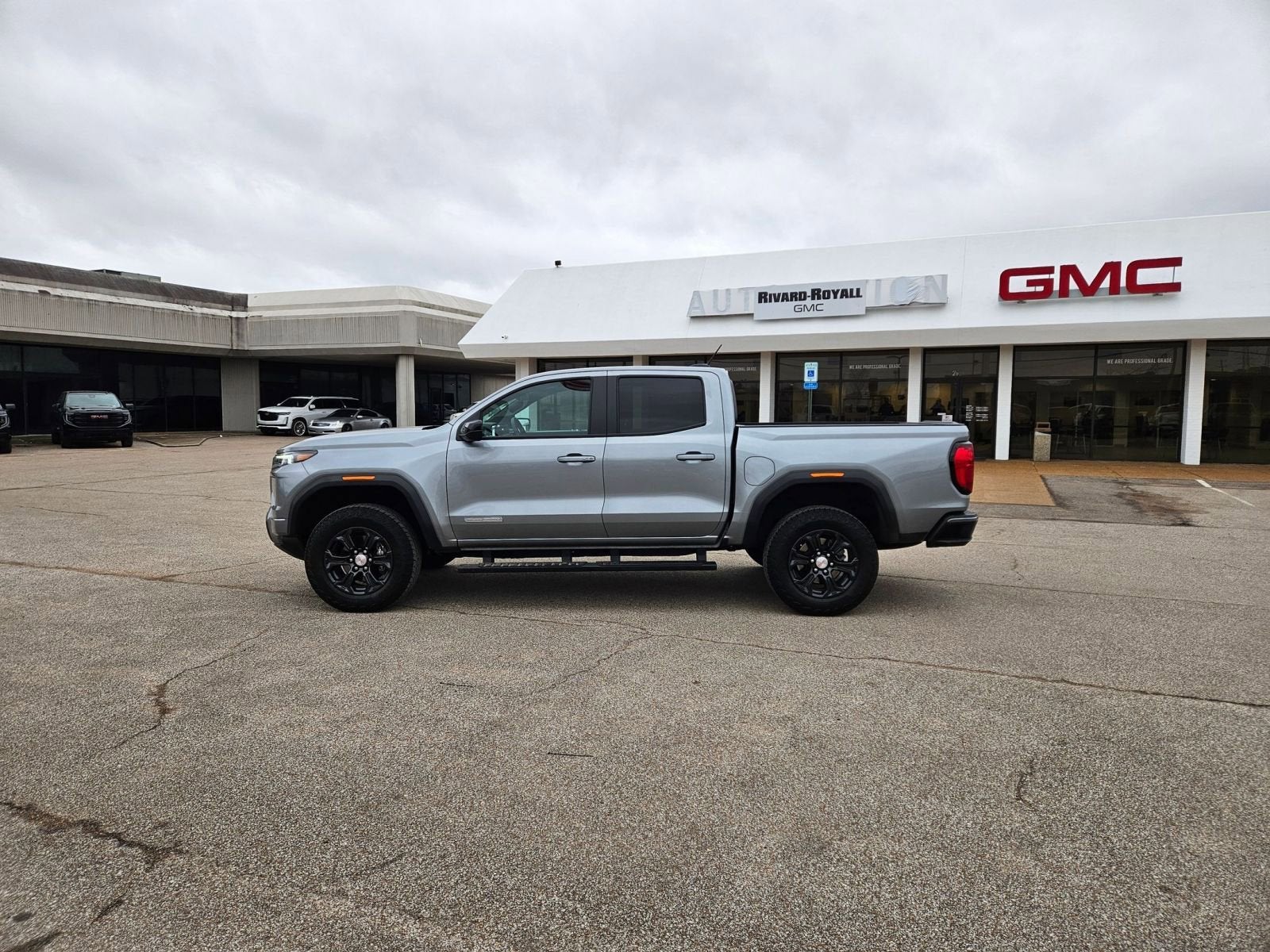 2024 GMC Canyon Elevation
