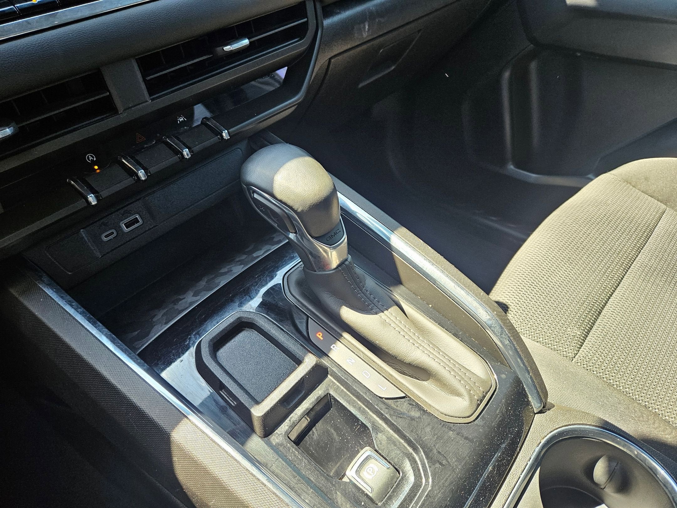 2024 GMC Canyon Elevation