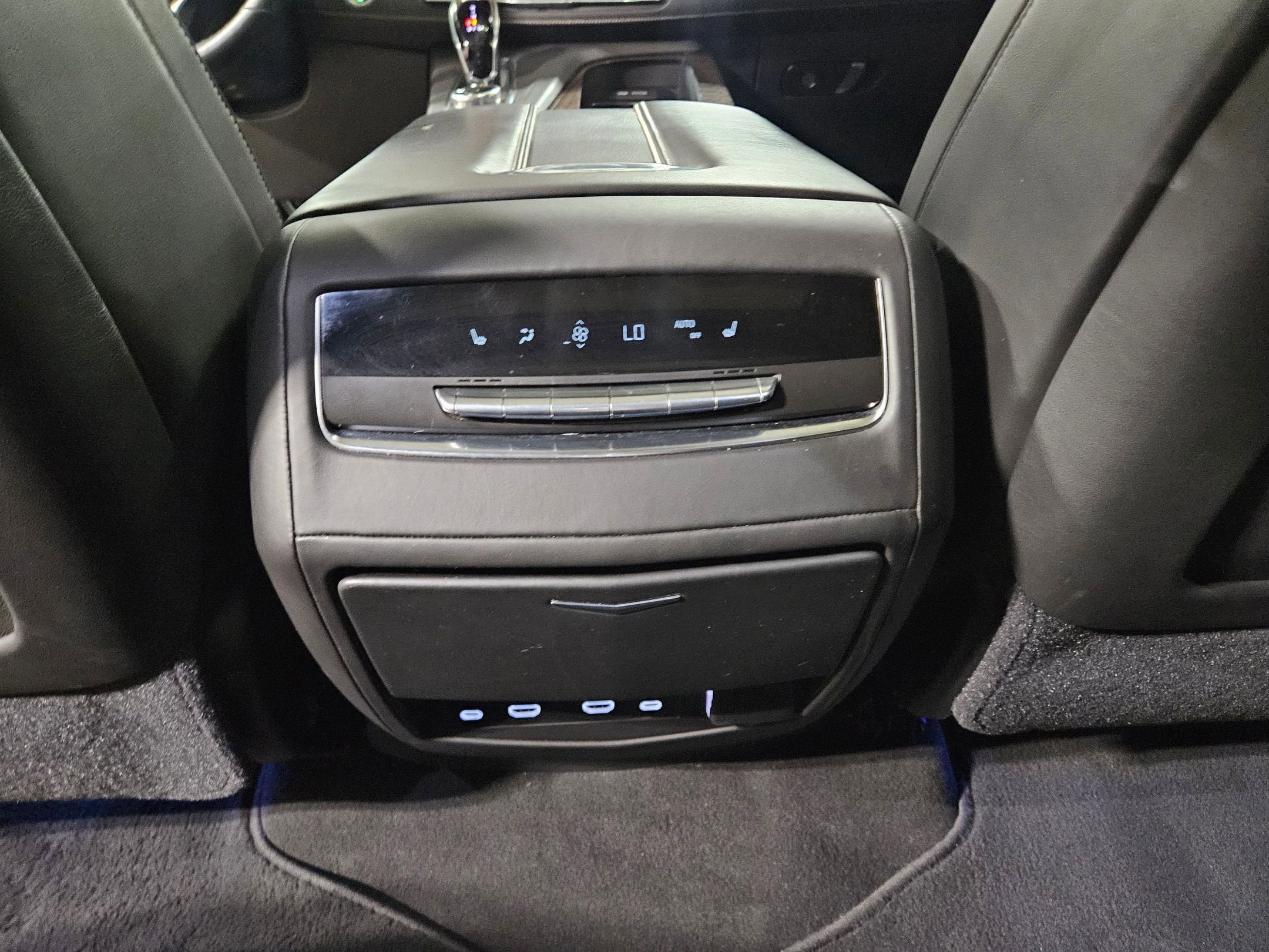 2021 Cadillac Escalade Sport Platinum