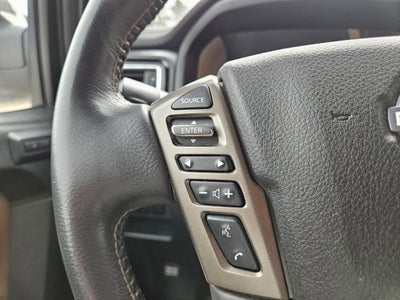 2023 Nissan TITAN Crew Cab Platinum Reserve 4x4