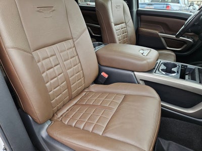 2023 Nissan TITAN Crew Cab Platinum Reserve 4x4