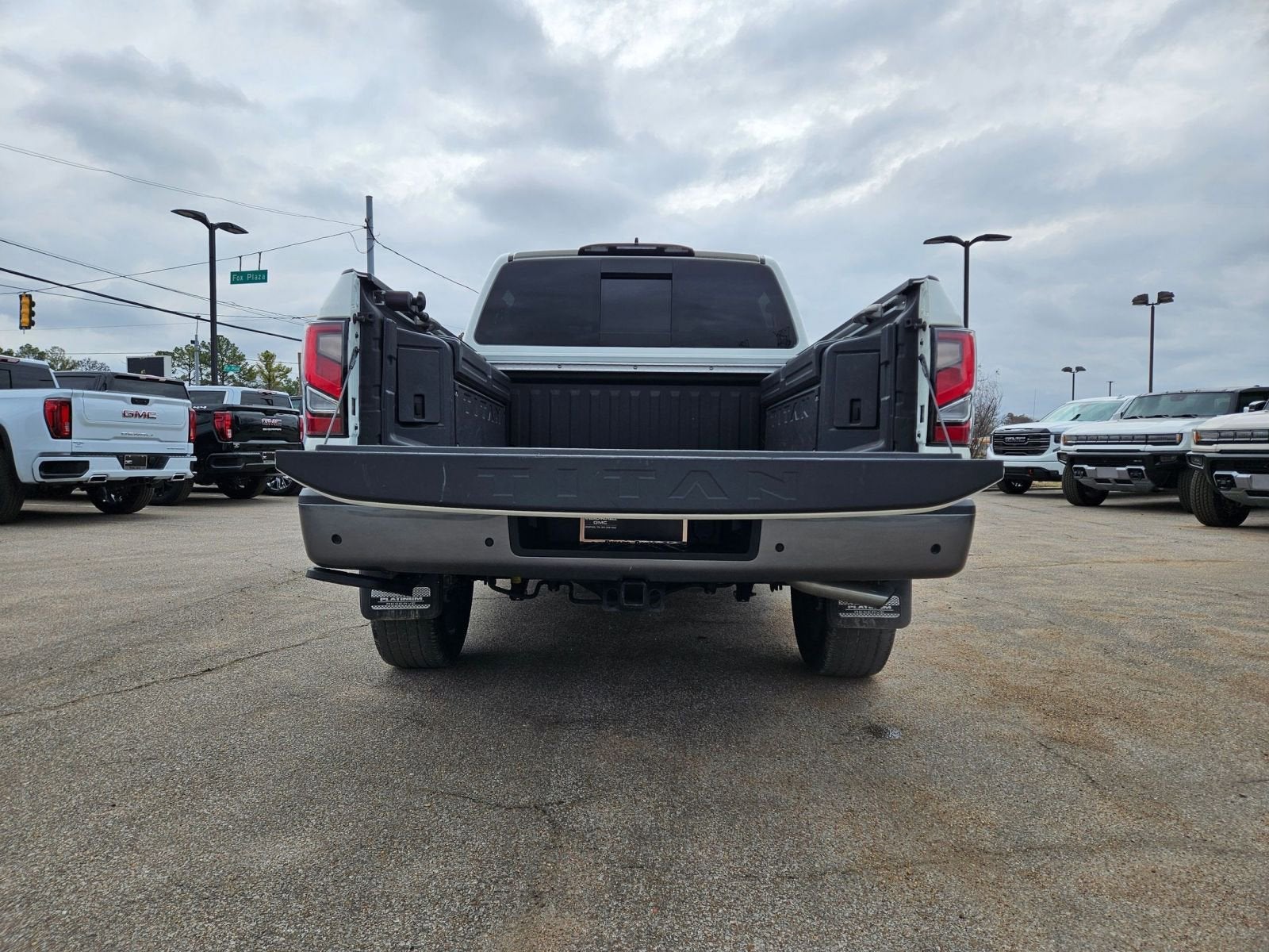 2023 Nissan TITAN Crew Cab Platinum Reserve 4x4