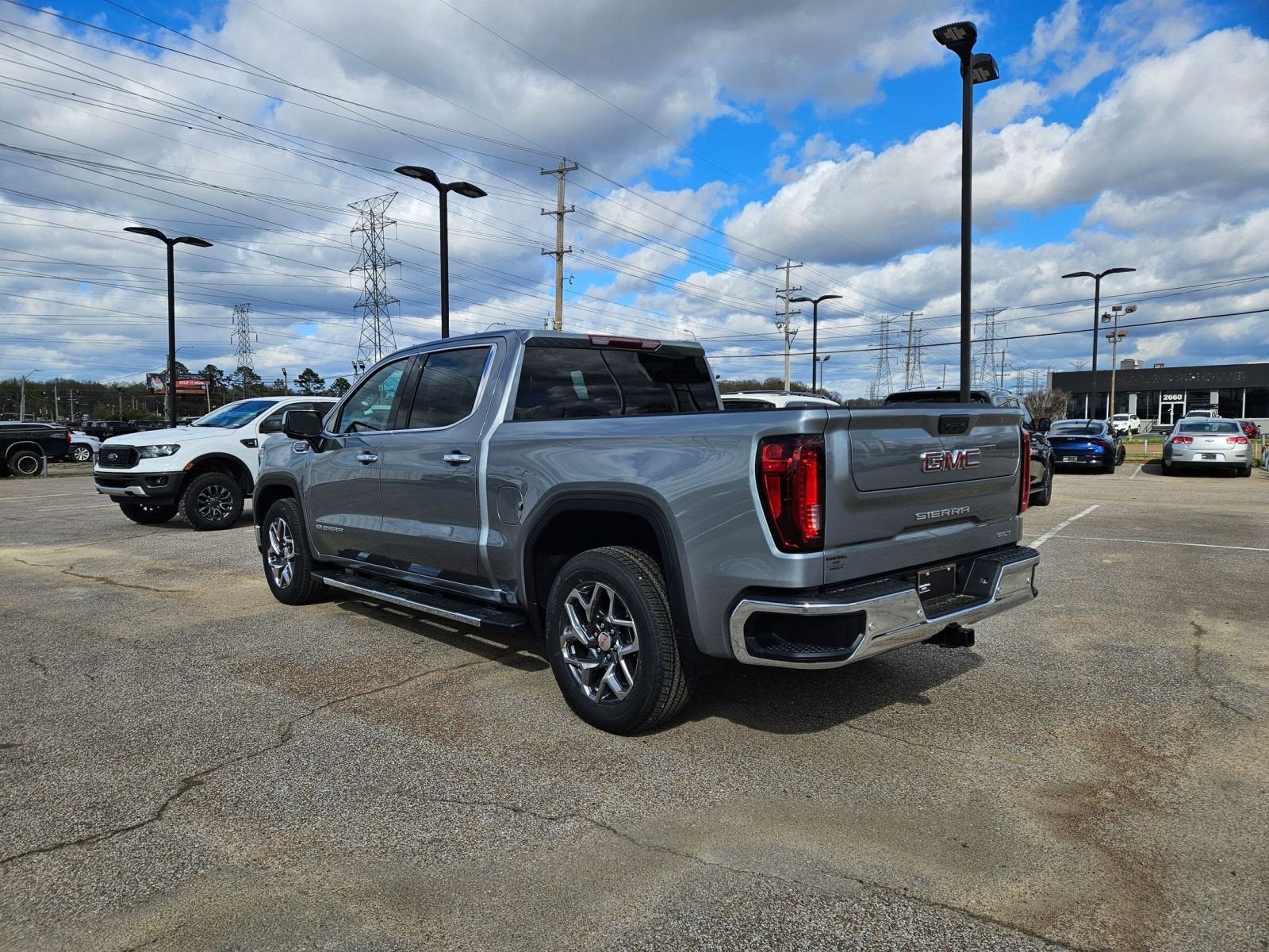 2026 GMC Sierra 1500 SLT