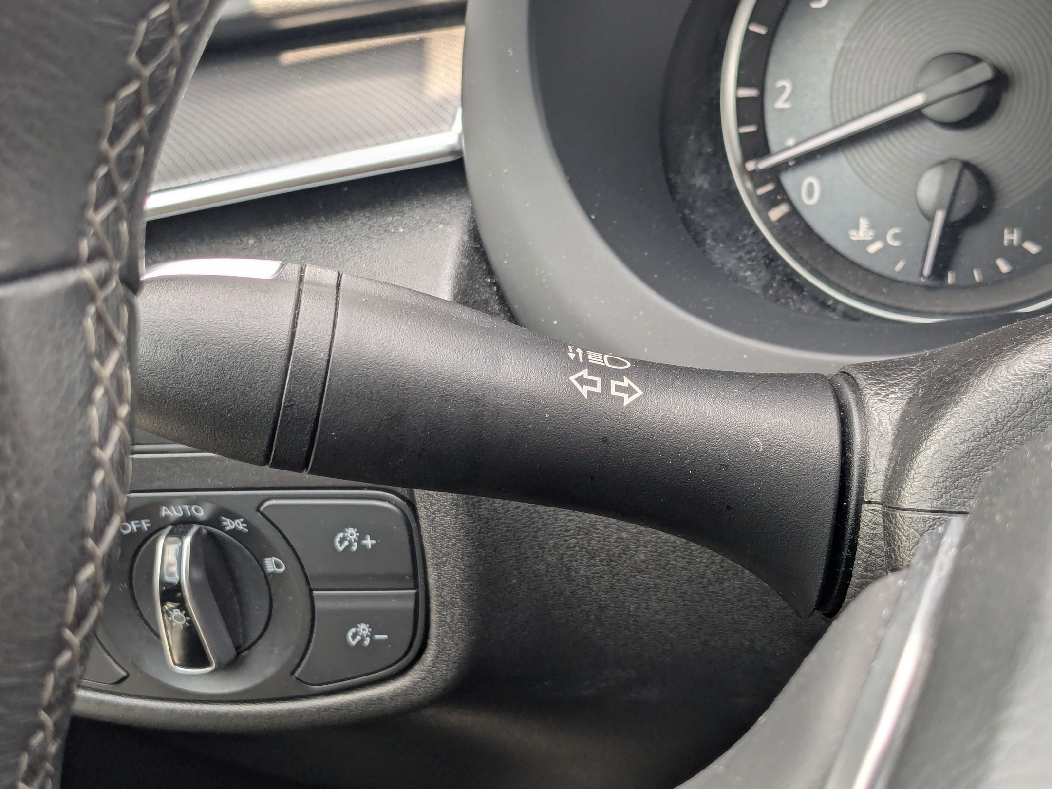 2024 INFINITI QX50 LUXE