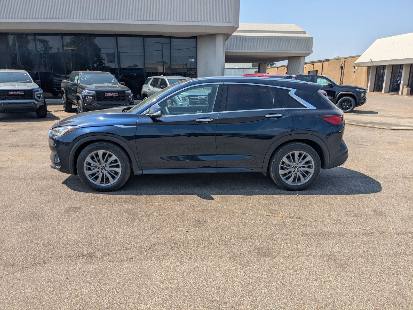 2024 INFINITI QX50 LUXE