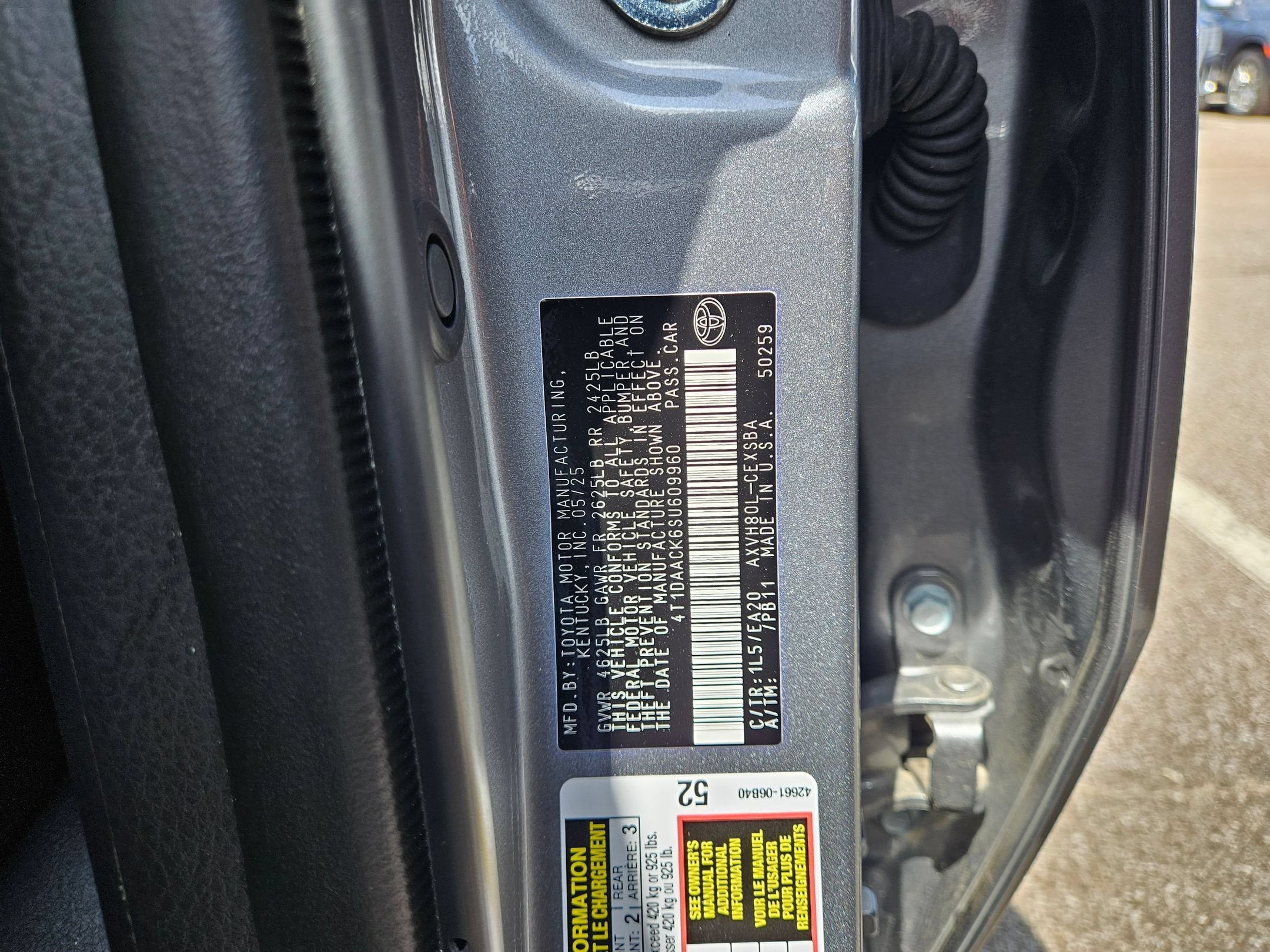 2025 Toyota Camry SE